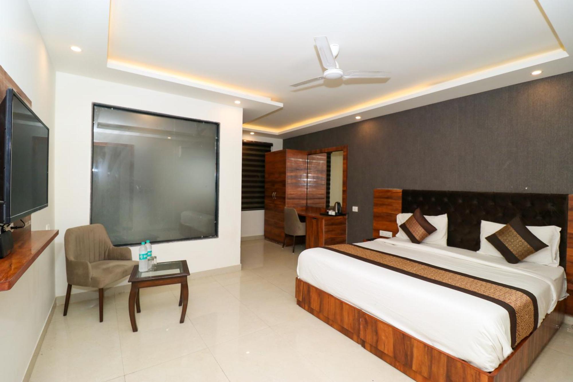 Vertu By Opo 4* New Delhi