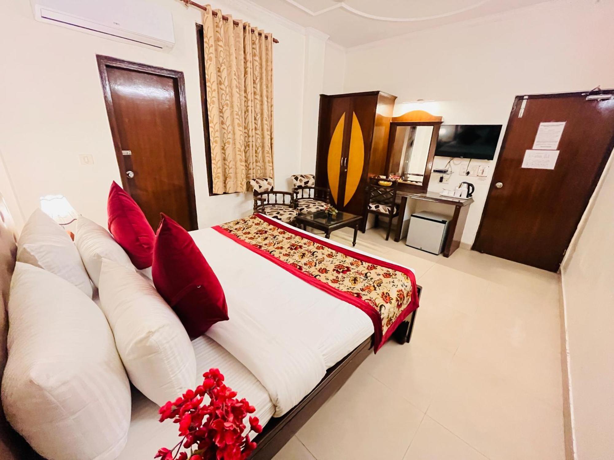 Paras - Karol Bagh 3* Delhi (National Capital Territory of India)