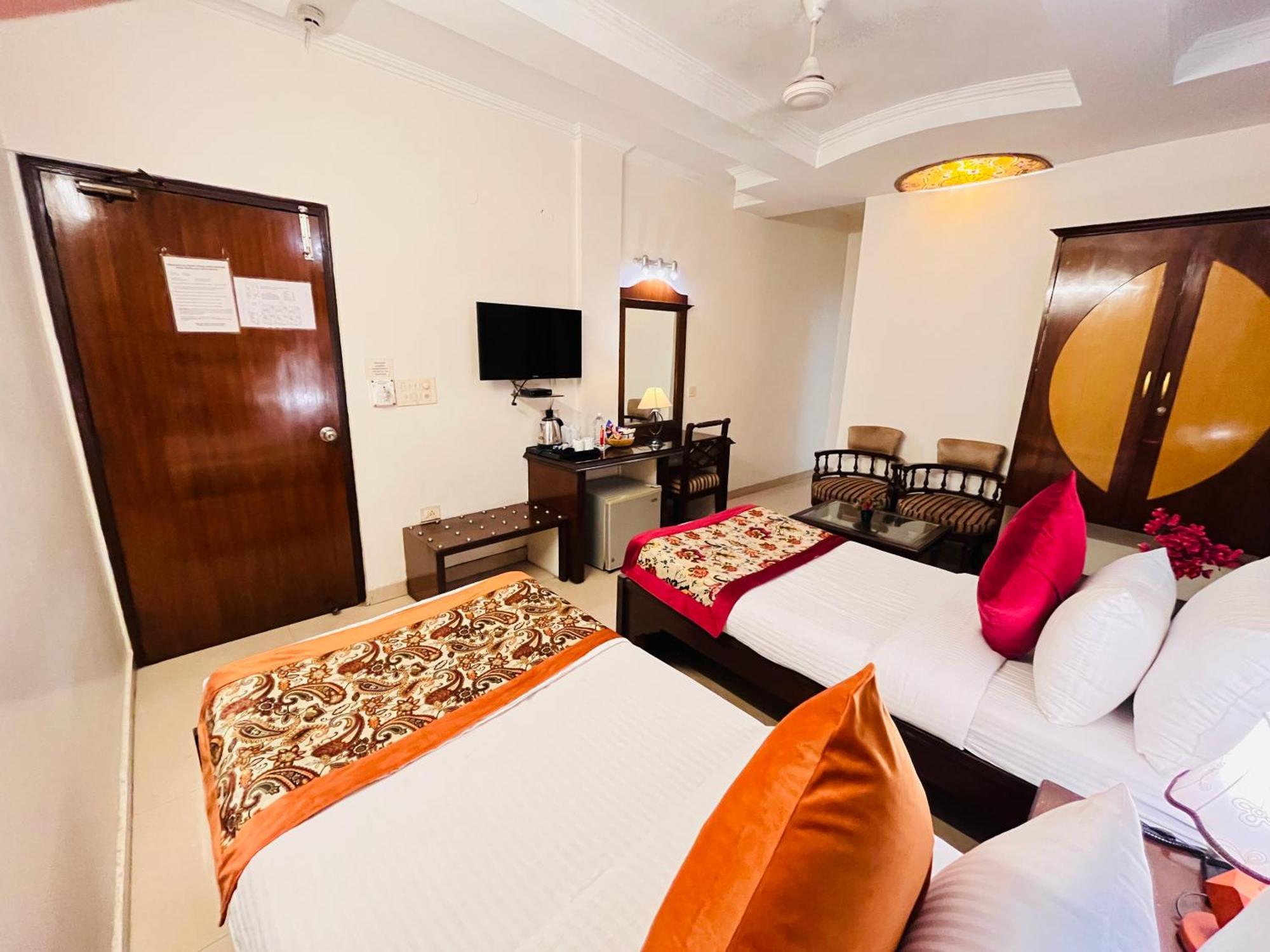 Paras - Karol Bagh Hotel Delhi (National Capital Territory of India)