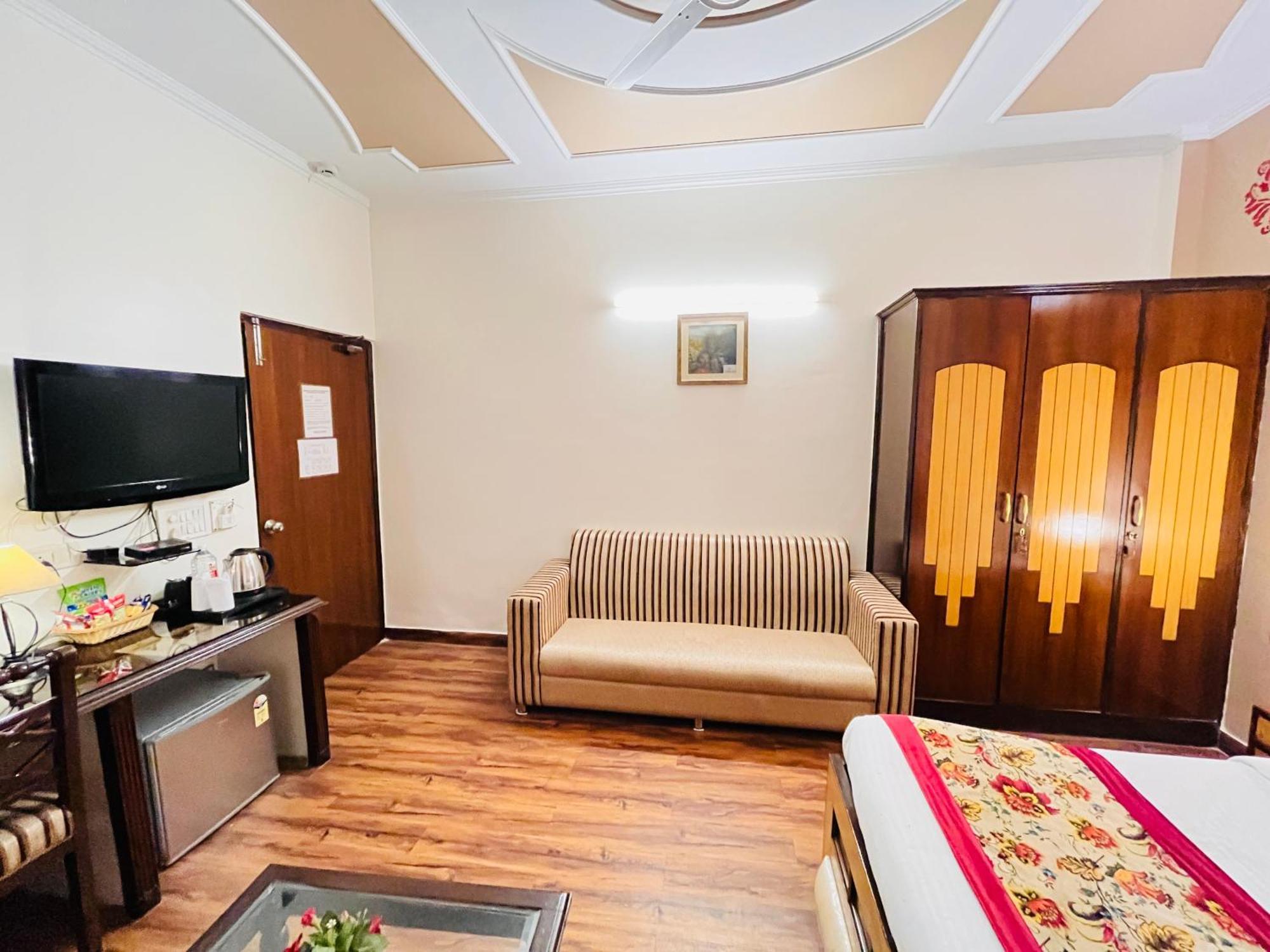 Paras - Karol Bagh 3* Delhi (National Capital Territory of India)