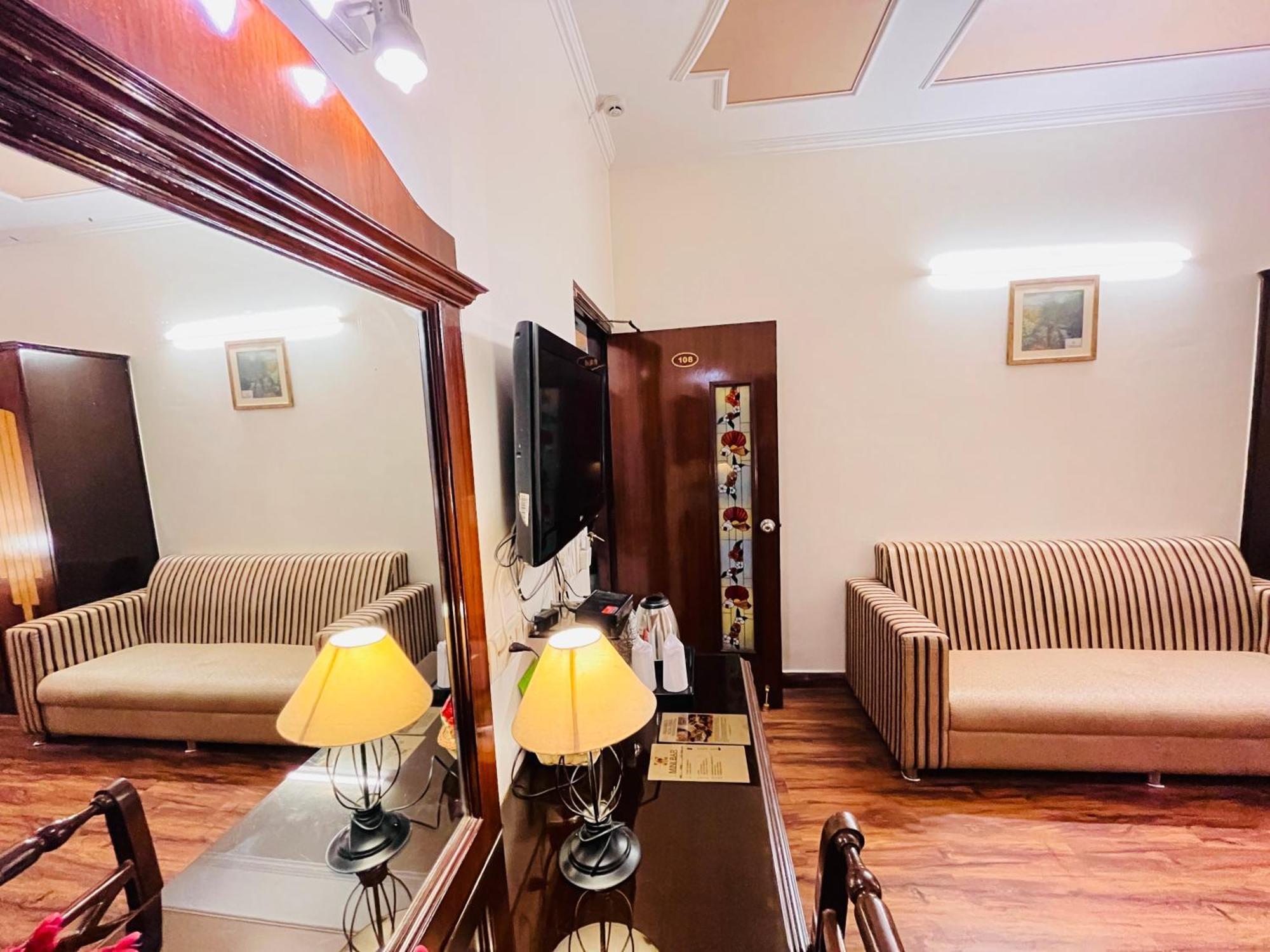 Paras - Karol Bagh 3* Delhi (National Capital Territory of India)