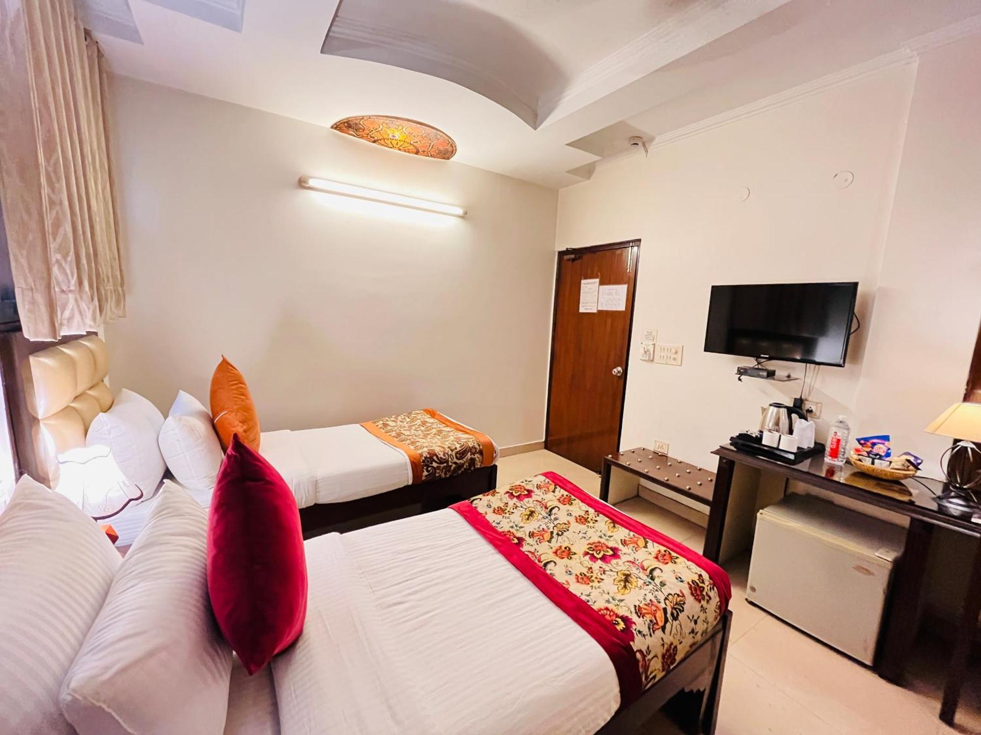 Paras - Karol Bagh 3* Delhi (National Capital Territory of India)