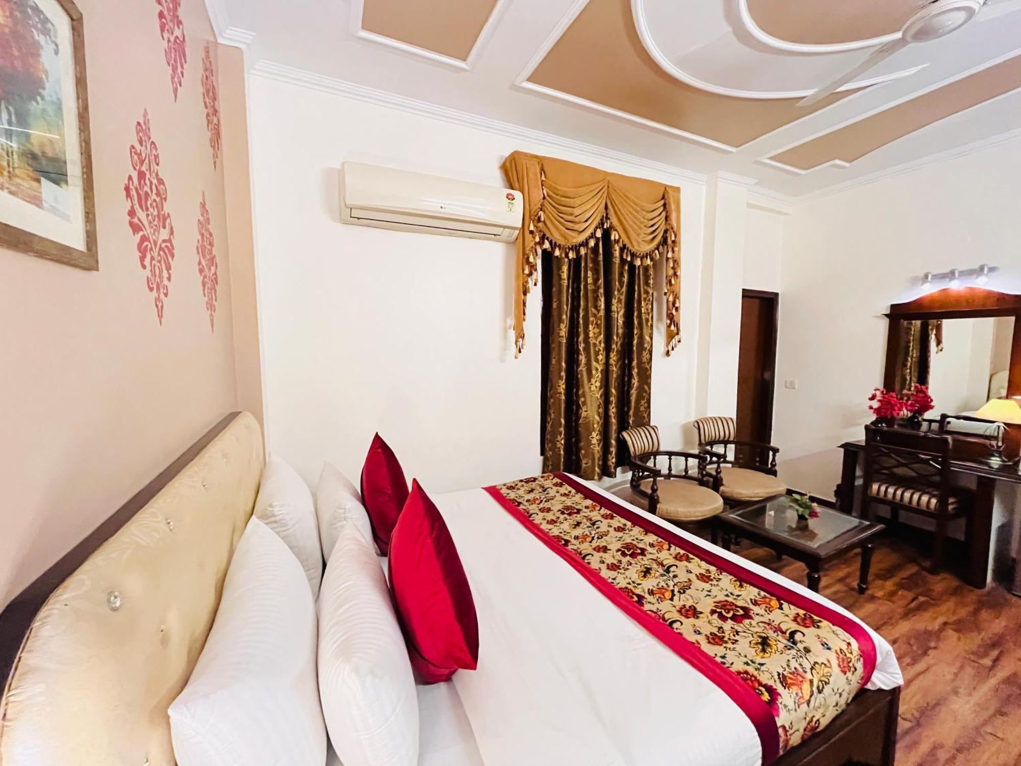 Paras - Karol Bagh Hotel Delhi (National Capital Territory of India)