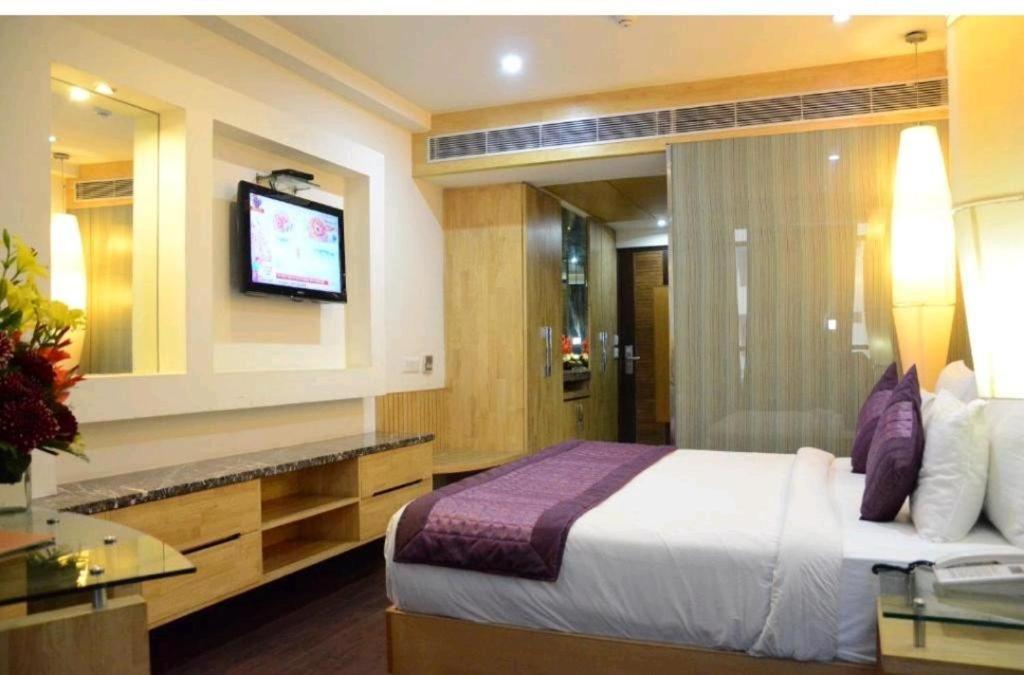 Wti Airport Grand Delhi Hotel 3*
