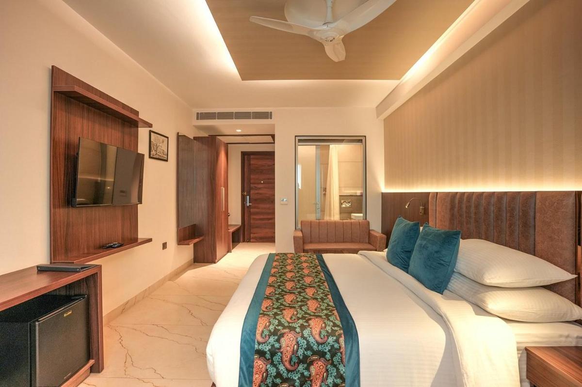 The Infinity Near Delhi Airport New Delhi