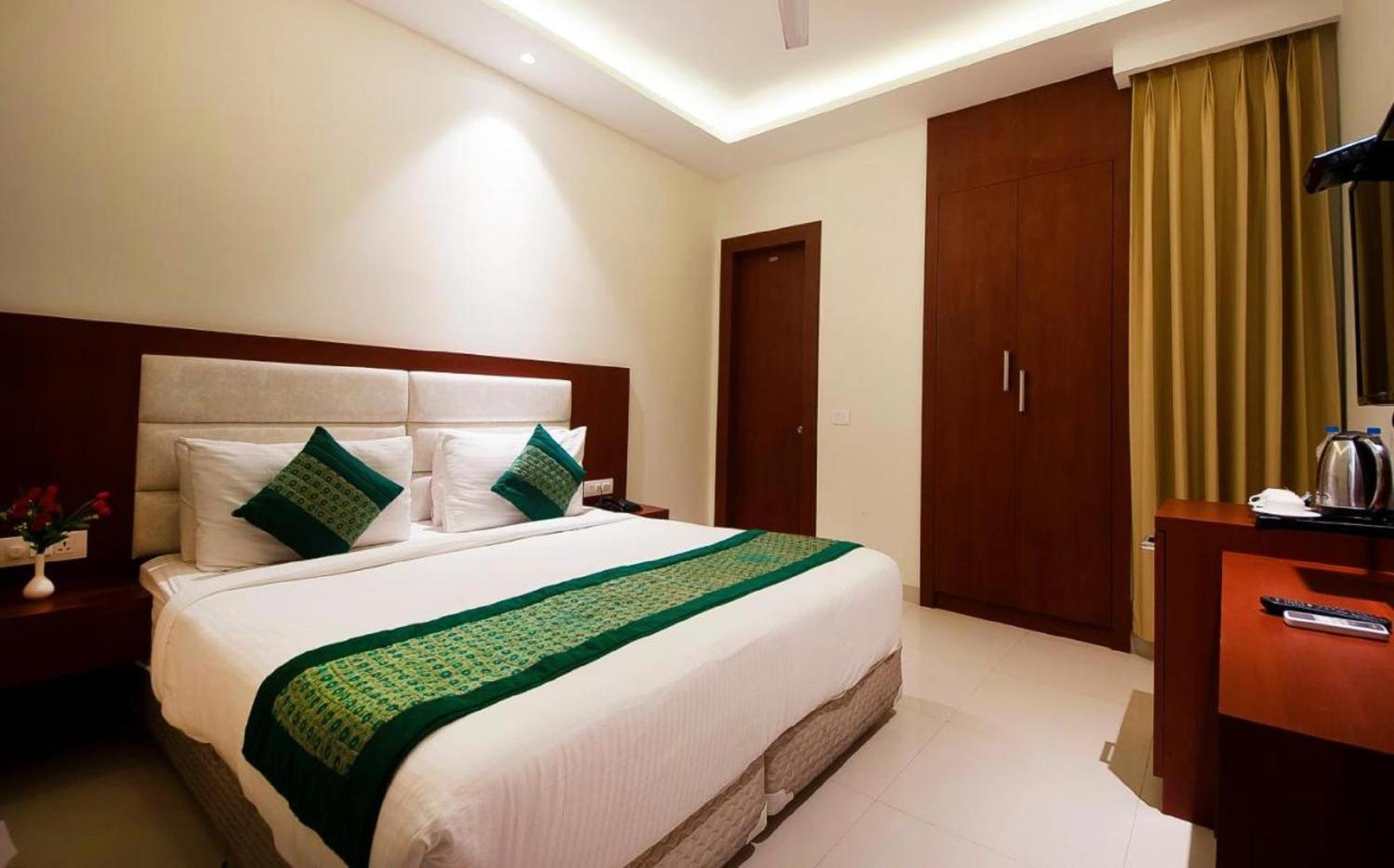 Z Suites- Mahipalpur Delhi Igi Airport