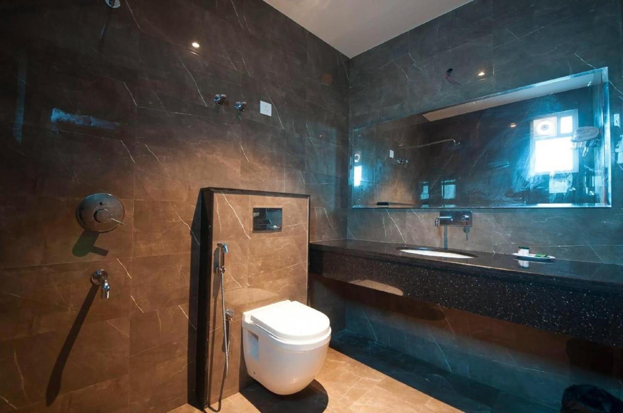 Z Suites- Mahipalpur Delhi Igi Airport Hotel 4*