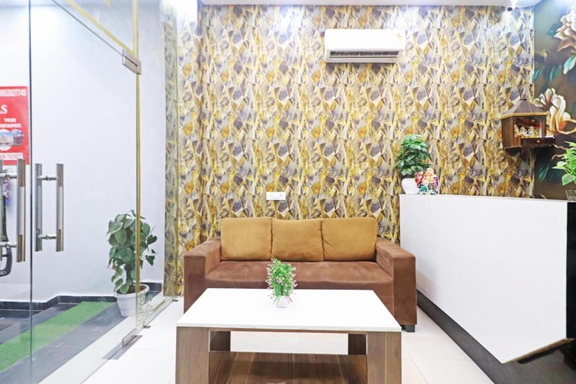 Hotel Vijaydeep Place Near Delhi Airport New Delhi