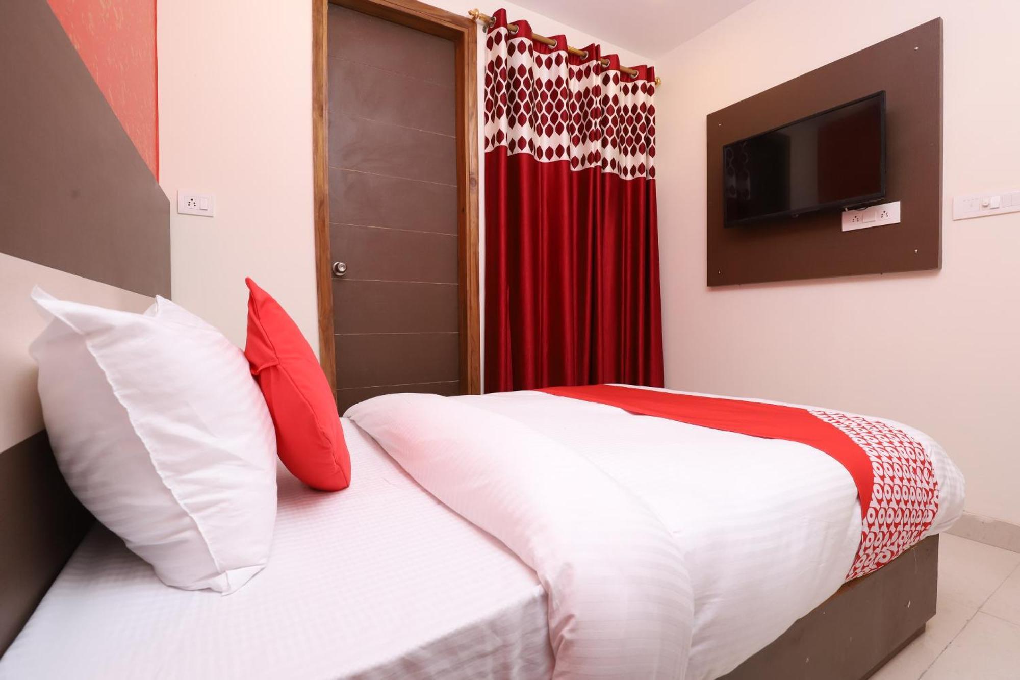 Hotel O Prime Palace 3*