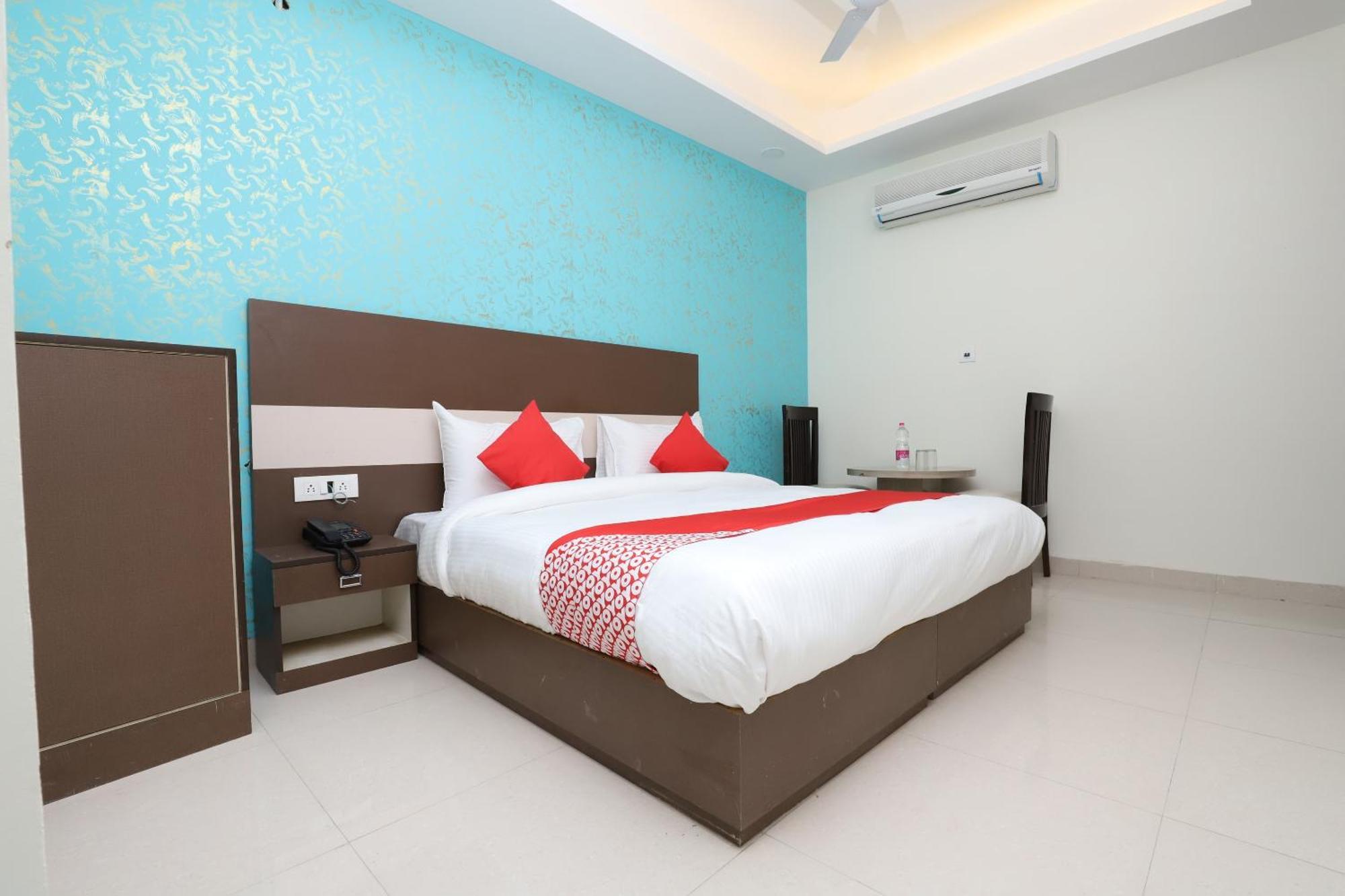 O Prime Palace Hotel 3*