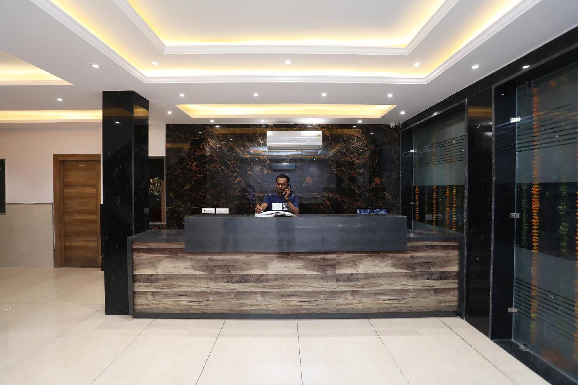 Ivy Hotel