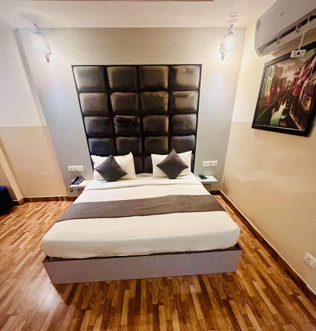Airport Hotel