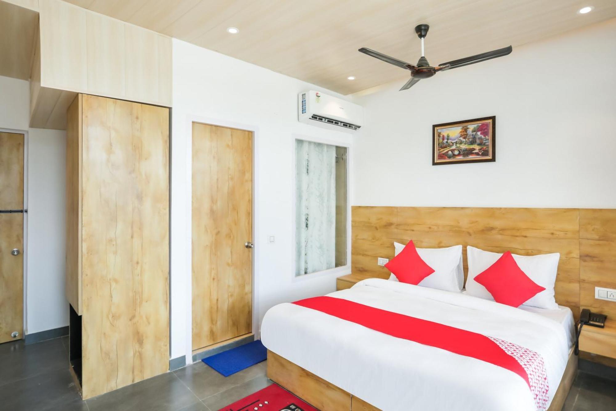 Hotel O Orchid Blu New Delhi