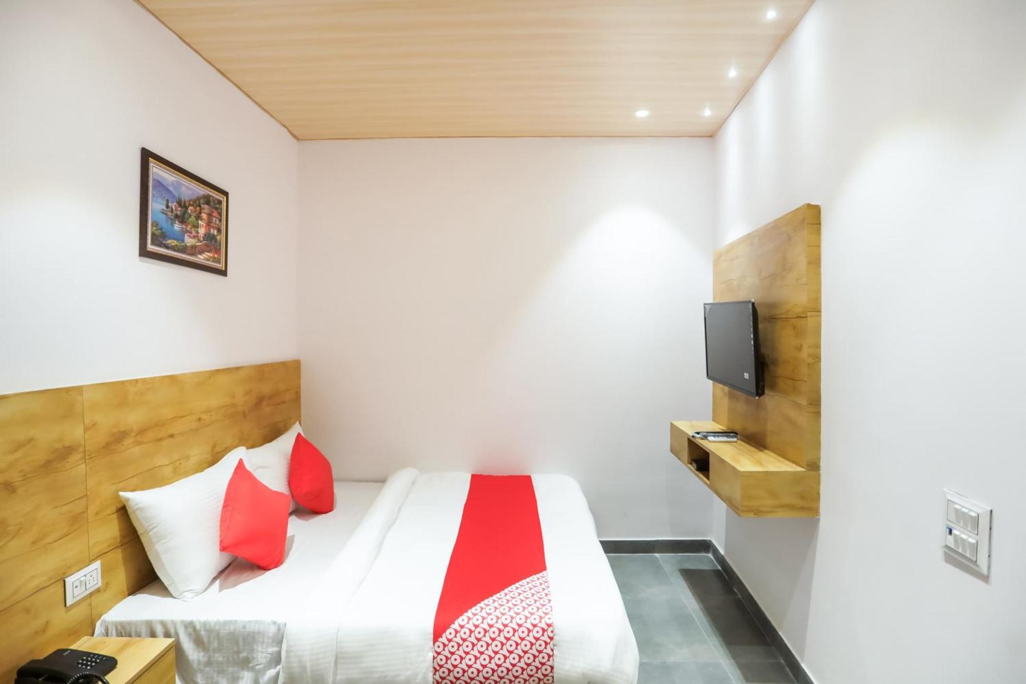 O Orchid Blu Hotel