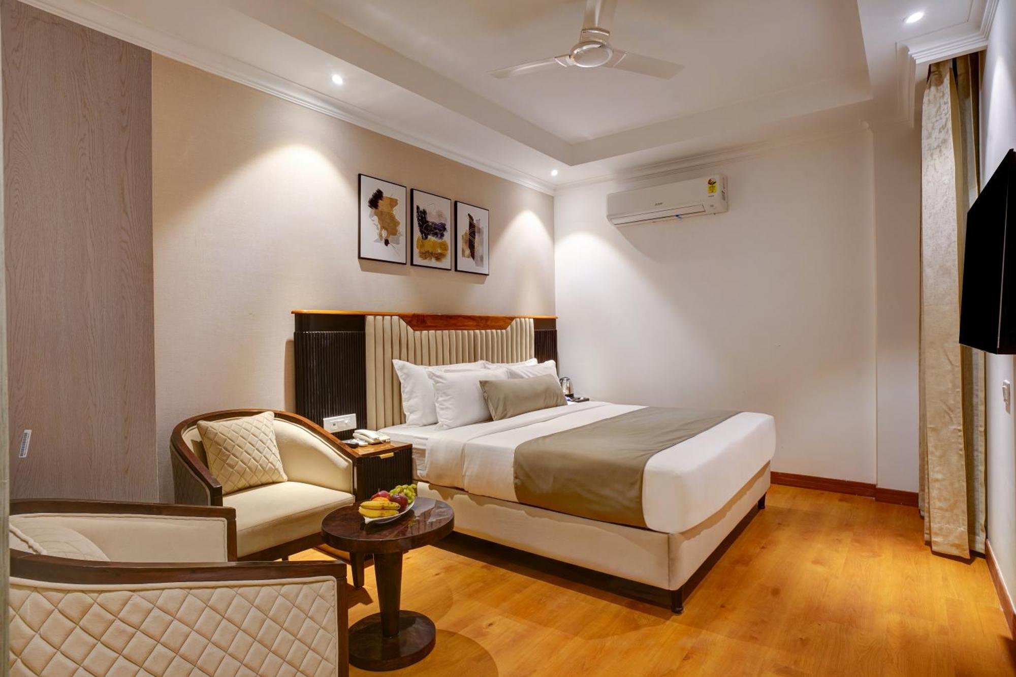 Iva Premium Delhi Airport