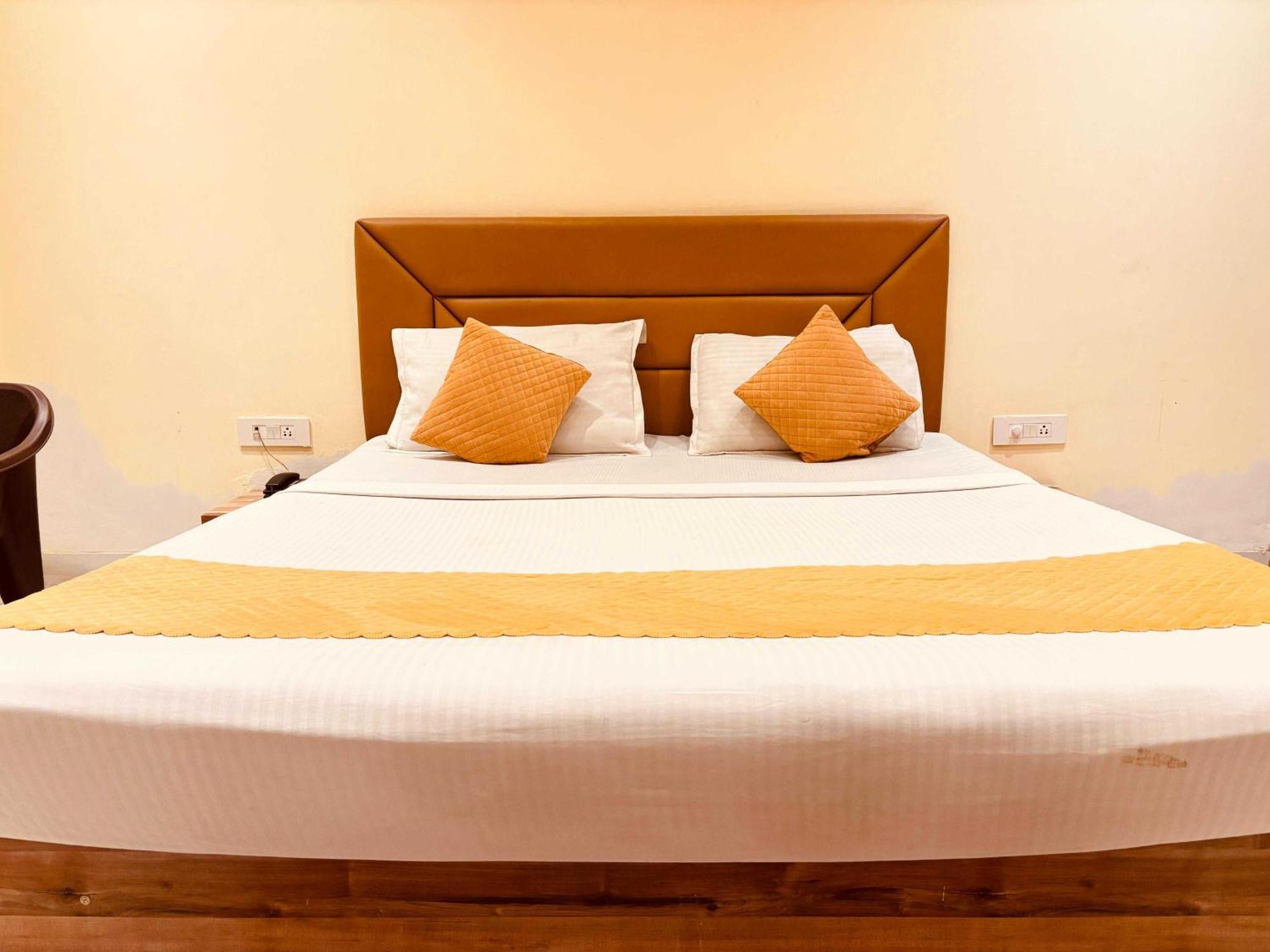 O Brent Wood Hotel