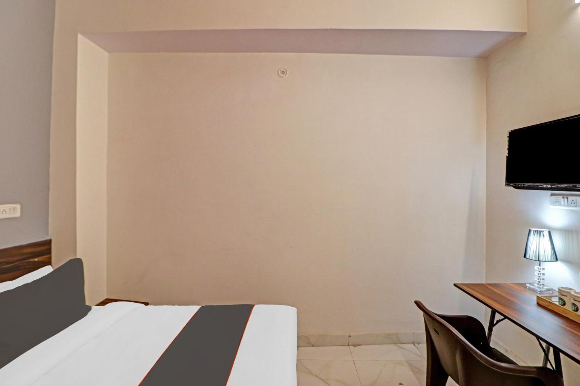 O Town Plaza 4* Delhi (National Capital Territory of India)