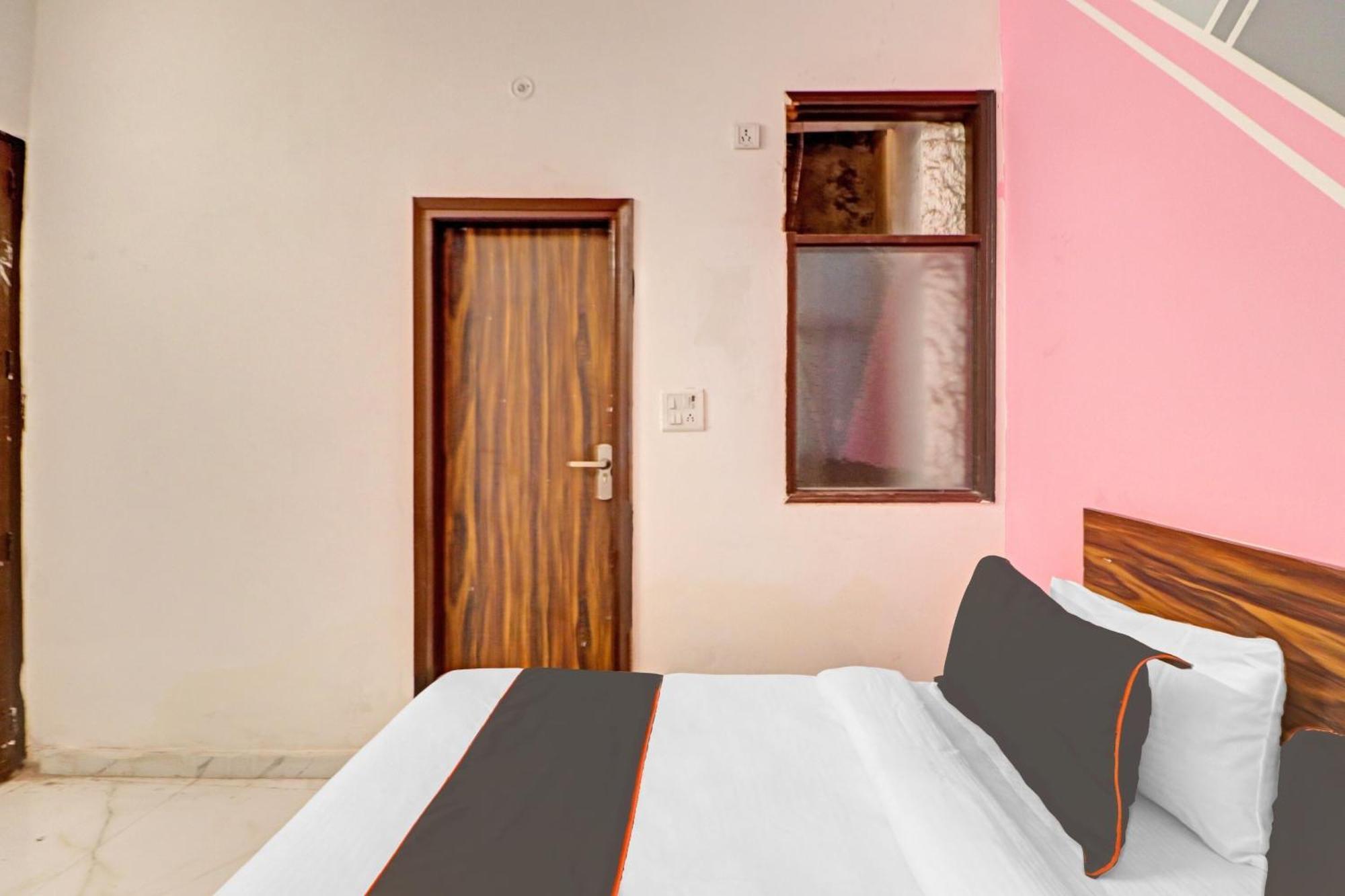 O Town Plaza Hotel 4*