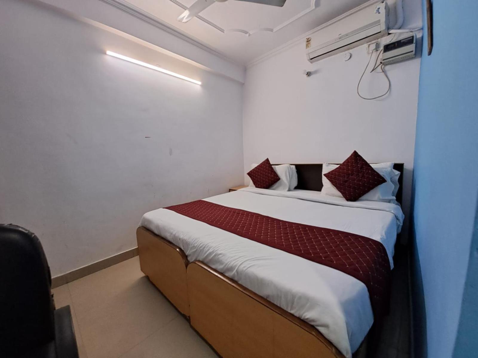Atlas Near Igi Airport T3 Hospedagem domiciliar *