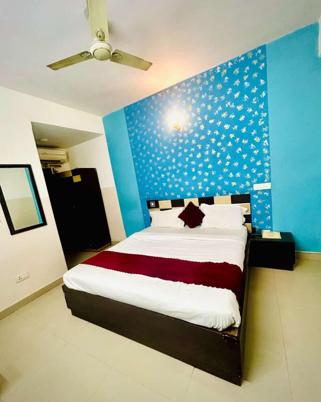 Hotel Airport 3*
