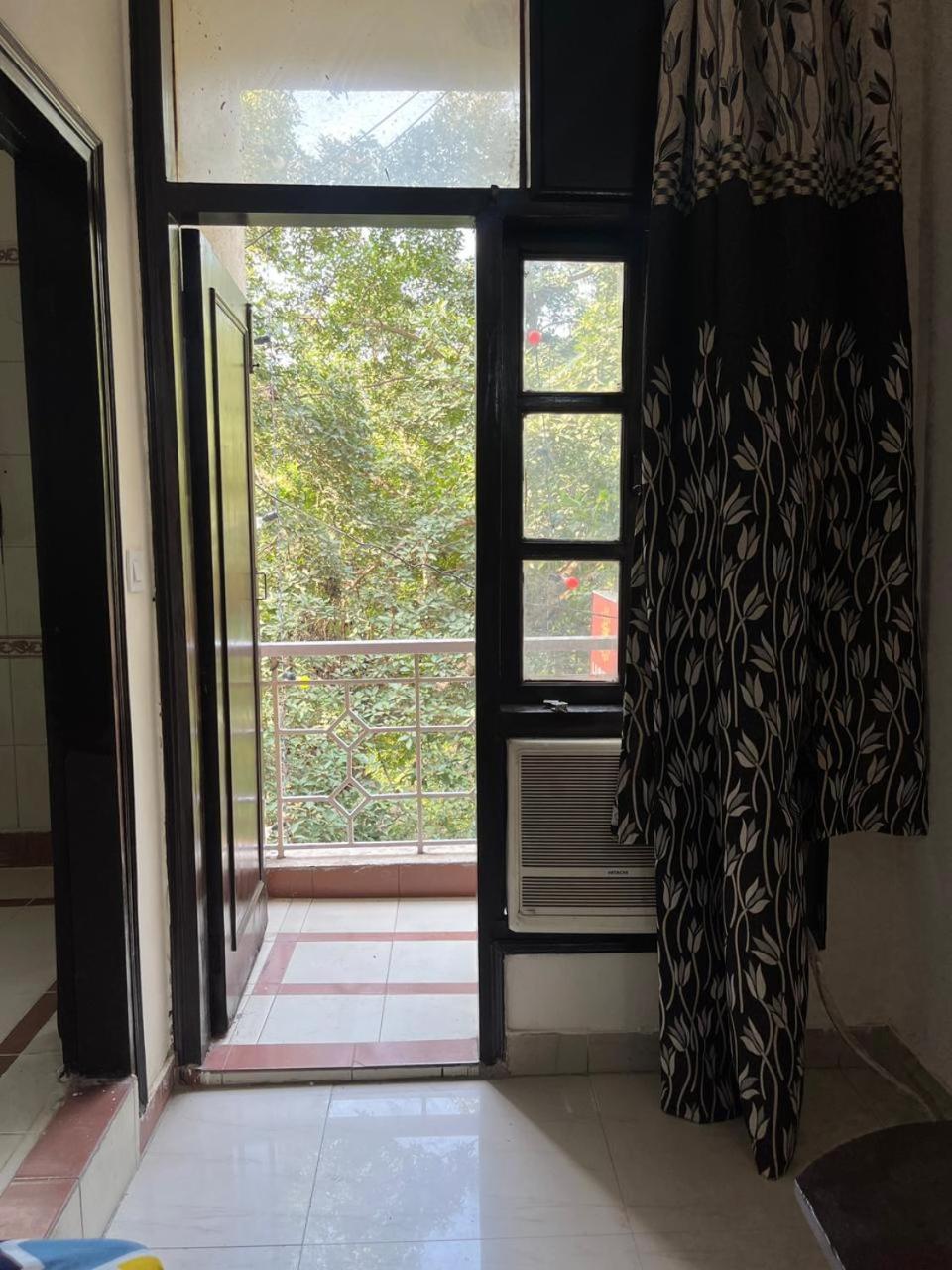 Jyoti Deluxe 2*