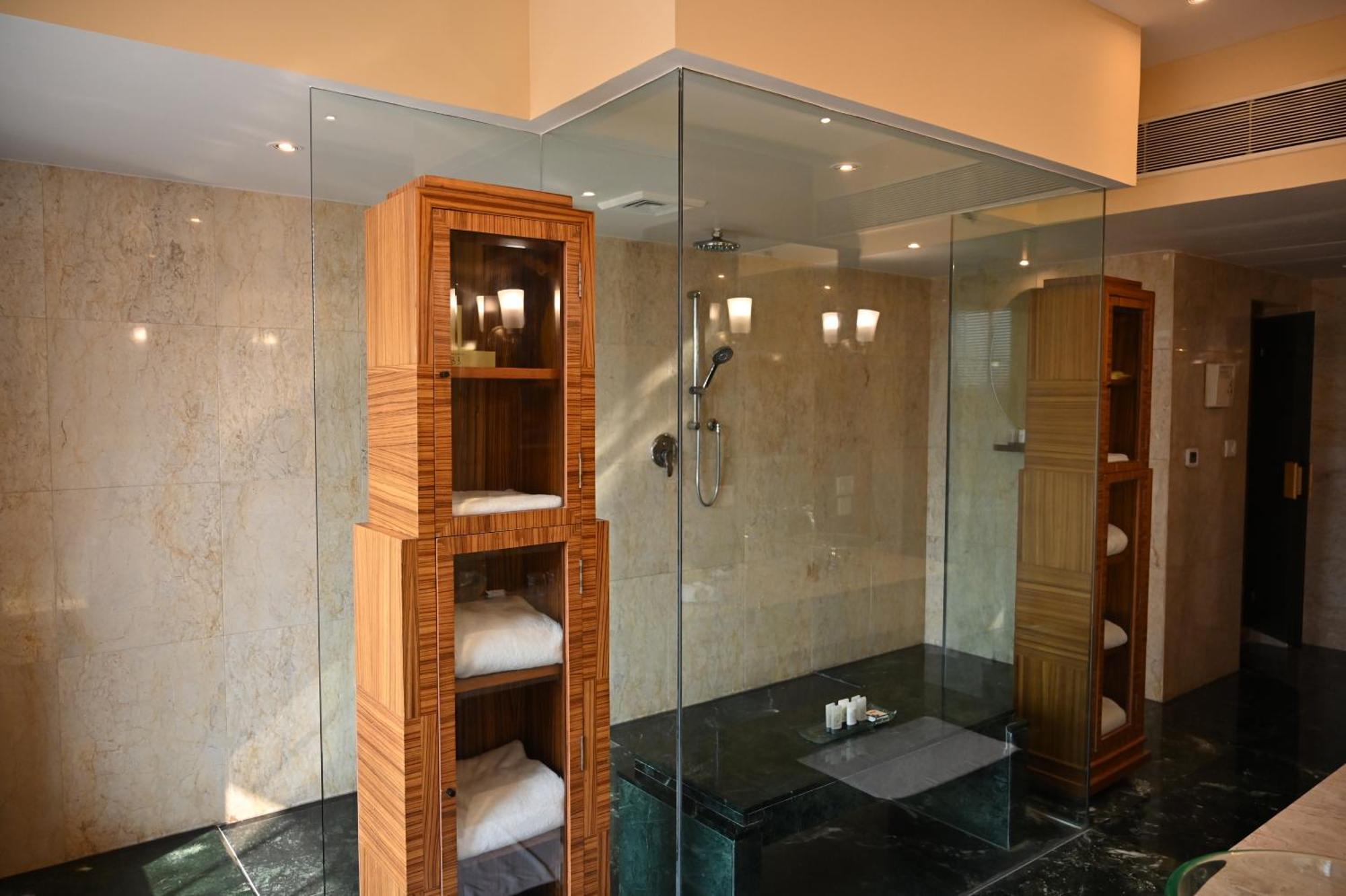 The Grand Hotel 5*