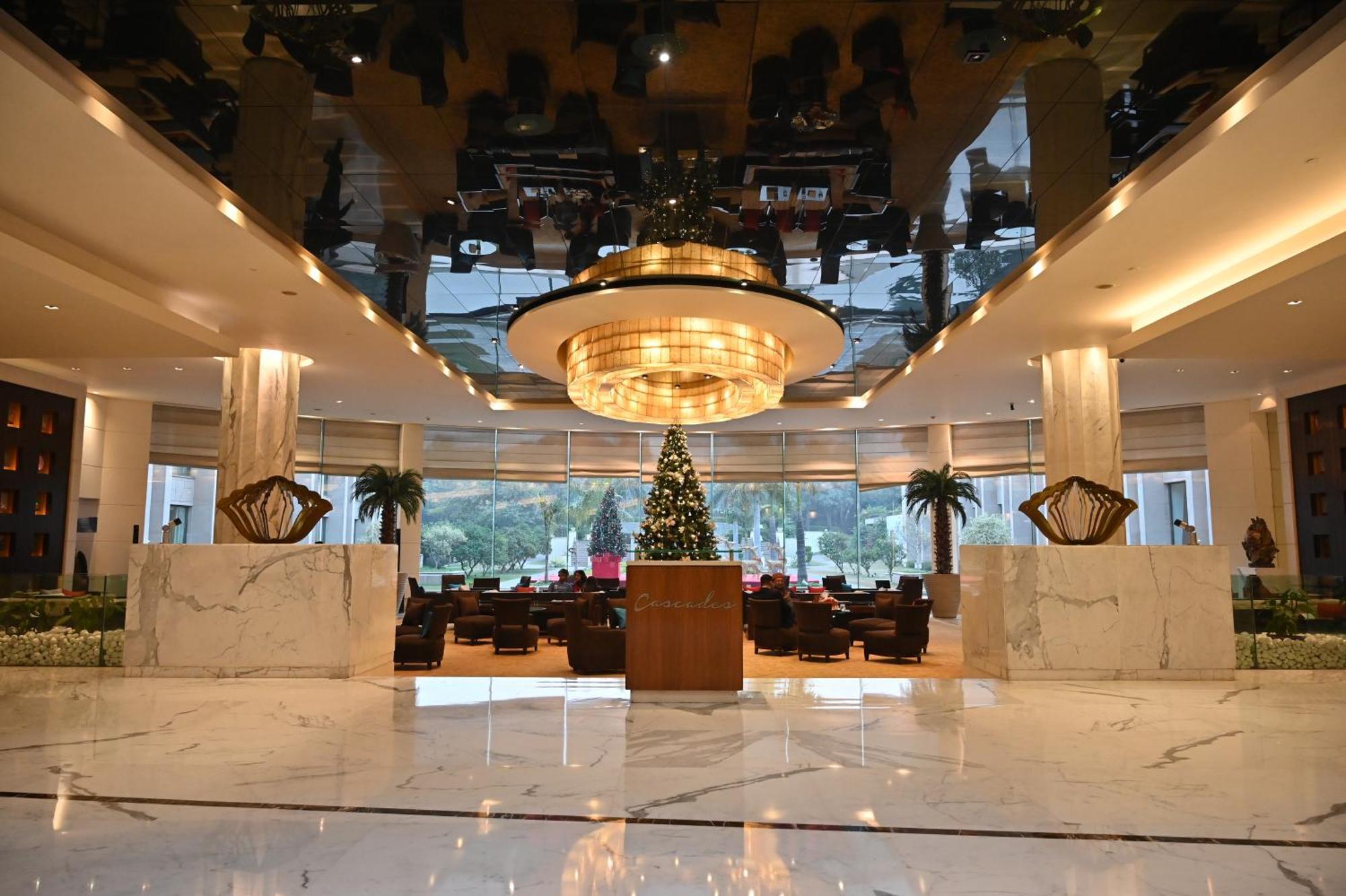 Hotel The Grand New Delhi