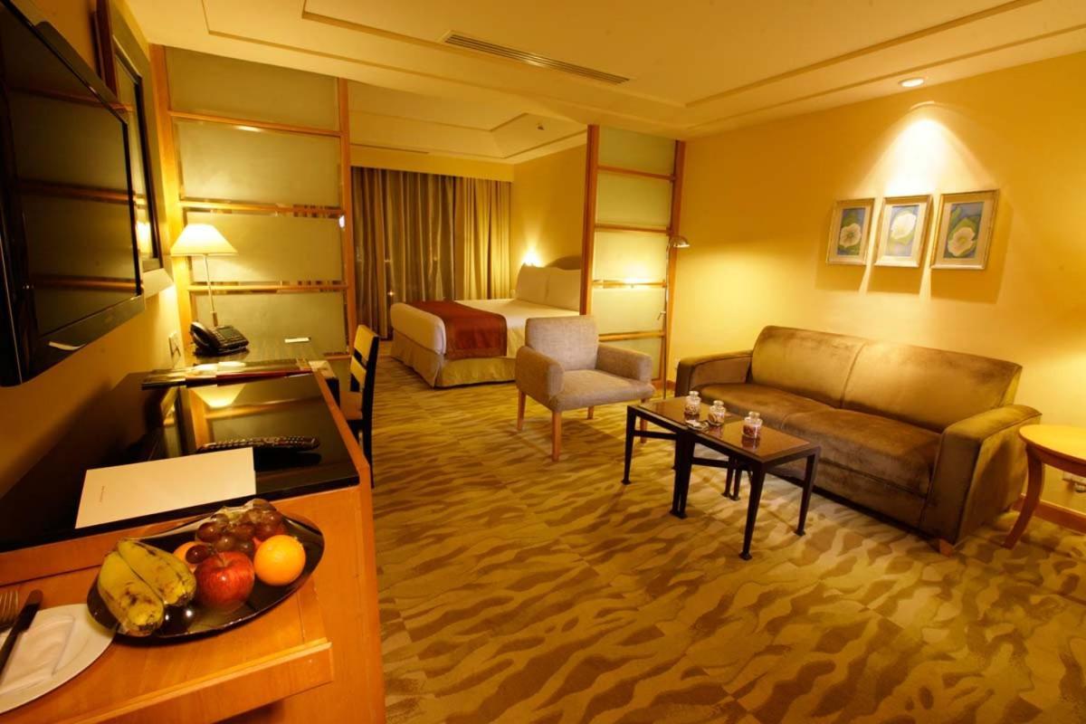 The Grand 5* New Delhi
