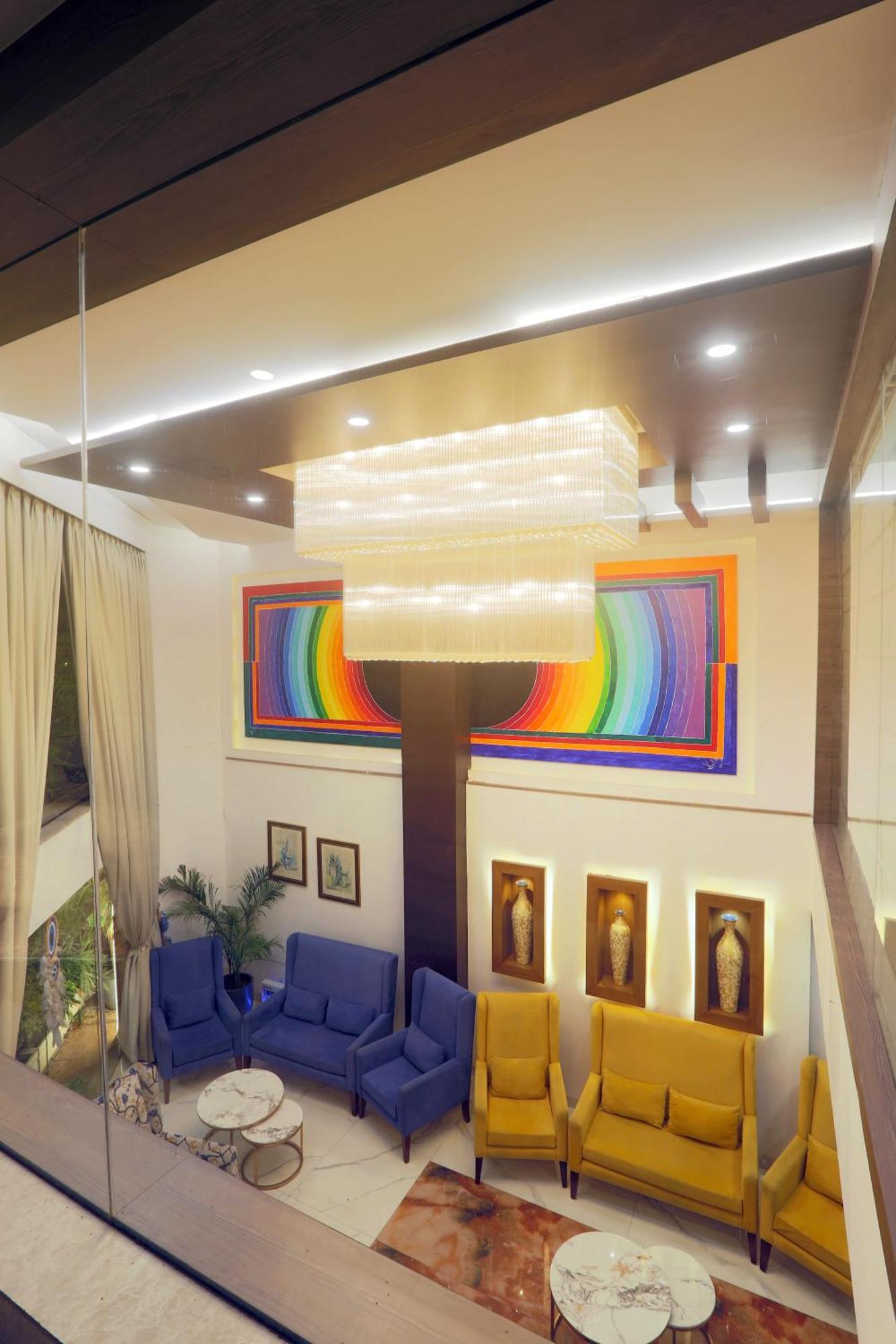 Cardinal Oxmo Delhi Airort Hotel New Delhi