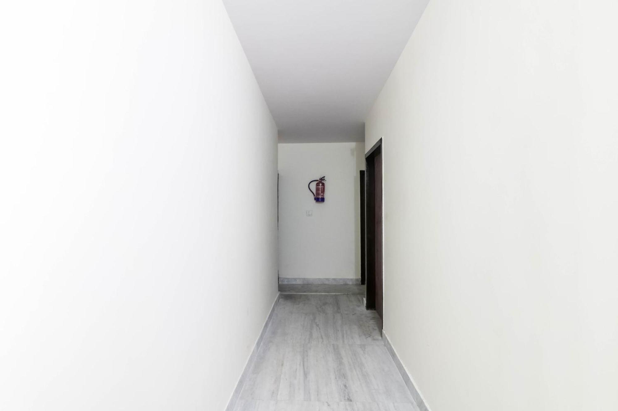 Hotel O R.s. Residency Delhi (National Capital Territory of India)