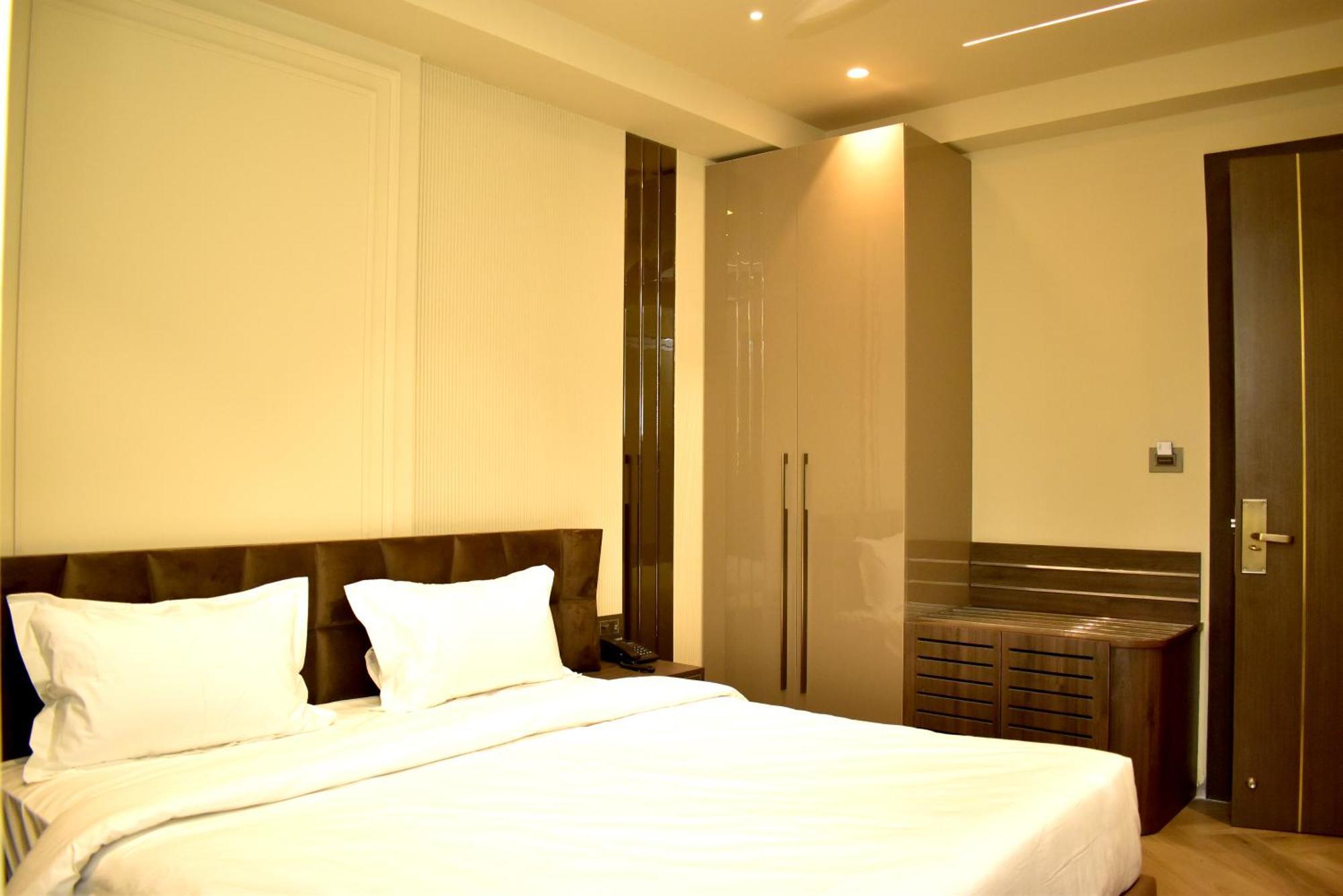 Cullinan By Qotel Janakpuri 3*
