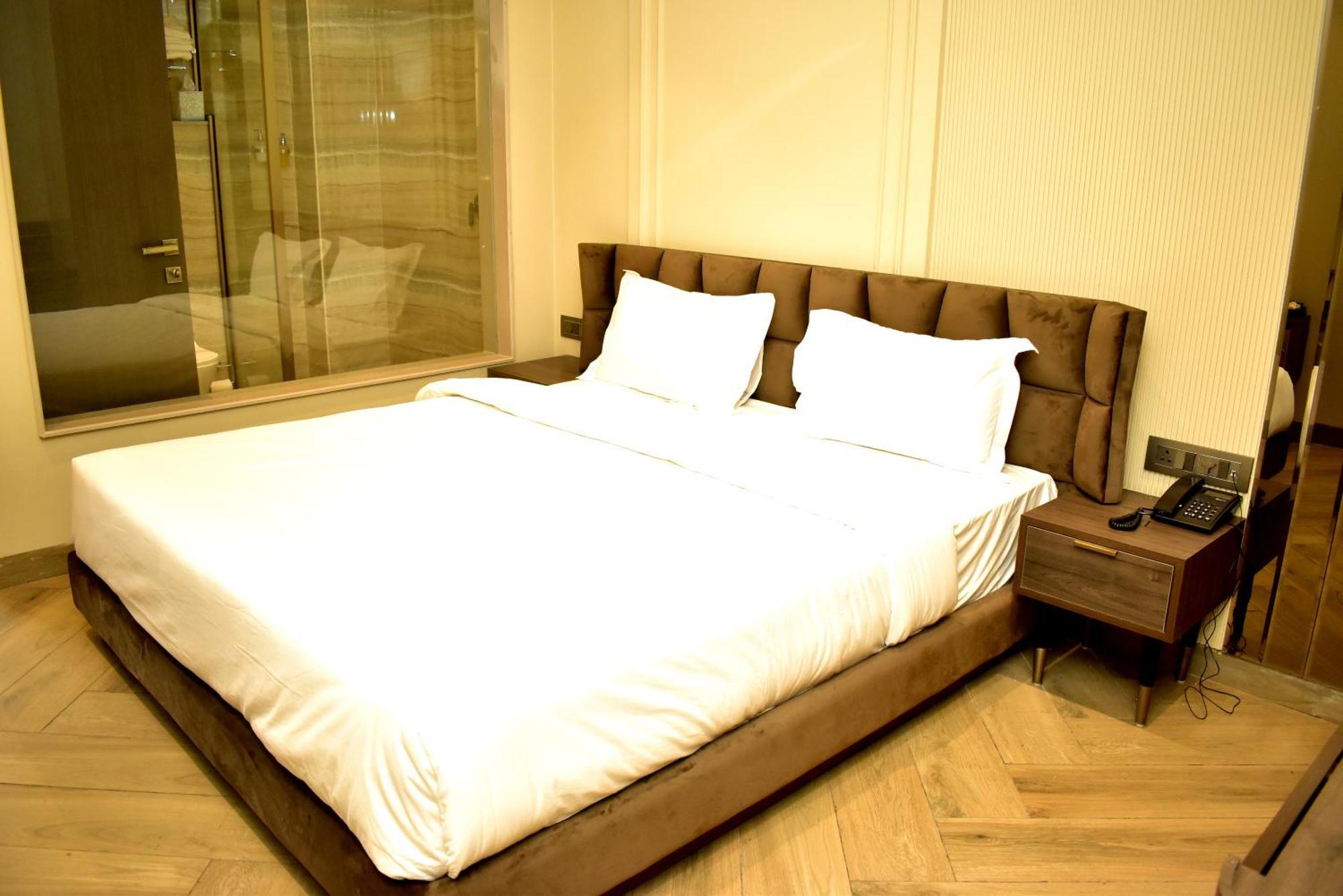 Hotel Cullinan By Qotel Janakpuri Delhi (National Capital Territory of India)