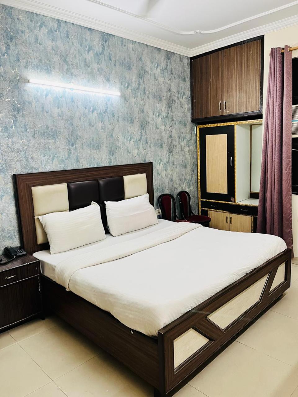 Airport Mayank Residency Bed & Breakfast New Delhi