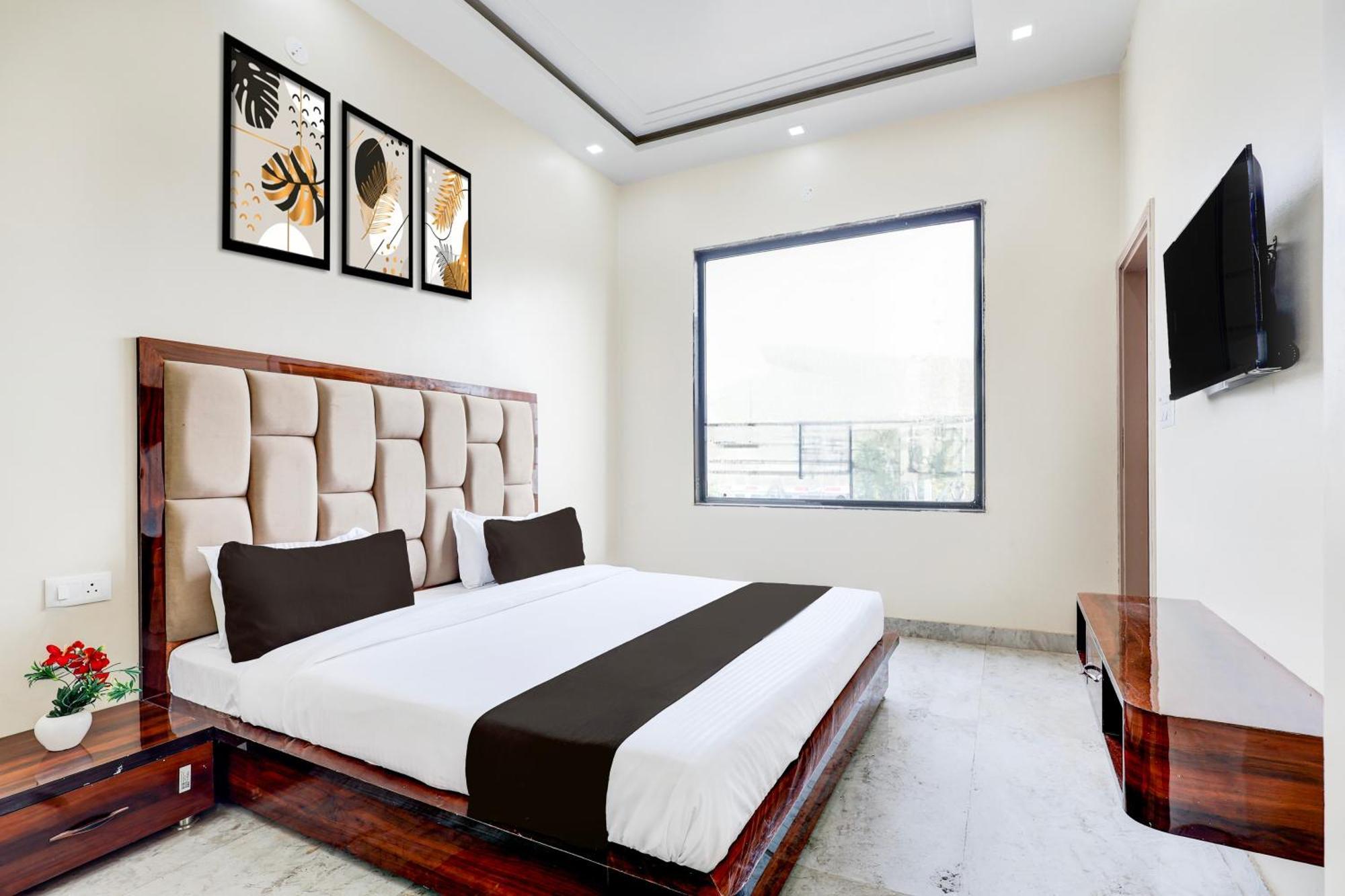 Super O Bal Gopal Hotel Delhi (National Capital Territory of India)