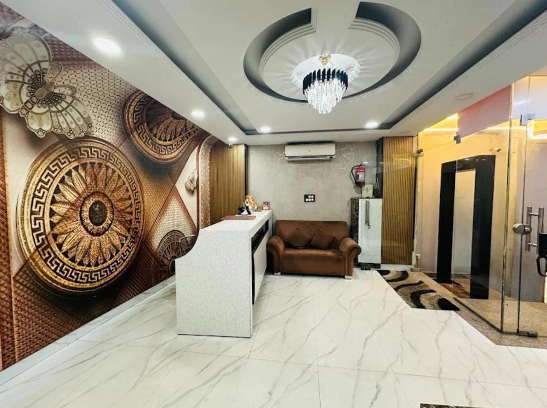 Park Suites At Delhi Airport Bed & Breakfast