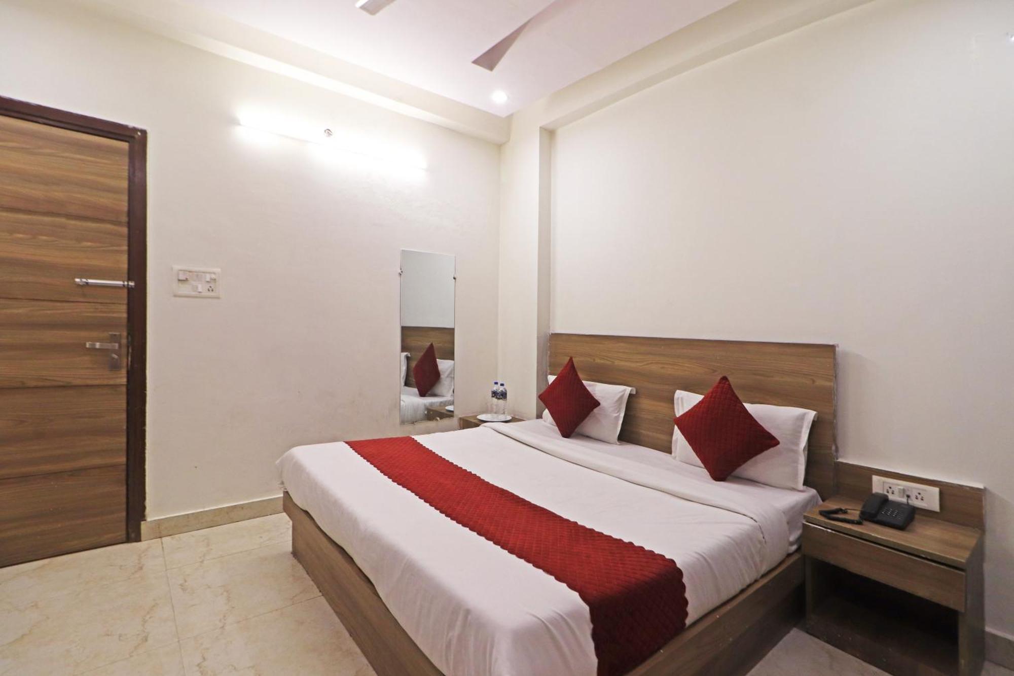 Aerostar Gold - Opposite Max Healthcare Delhi (National Capital Territory of India)
