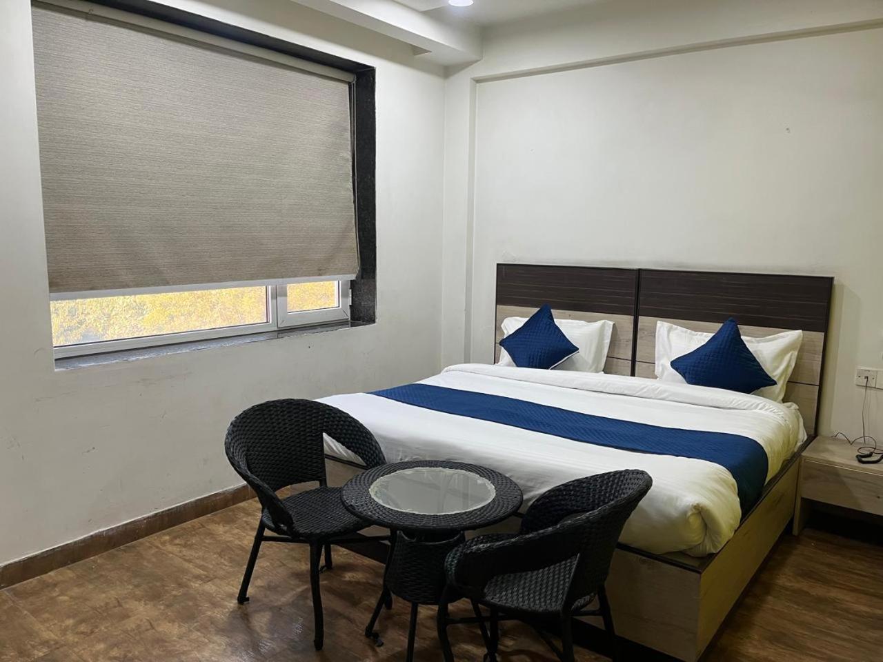 Aerostar Gold - Opposite Max Healthcare 3* Delhi (National Capital Territory of India)