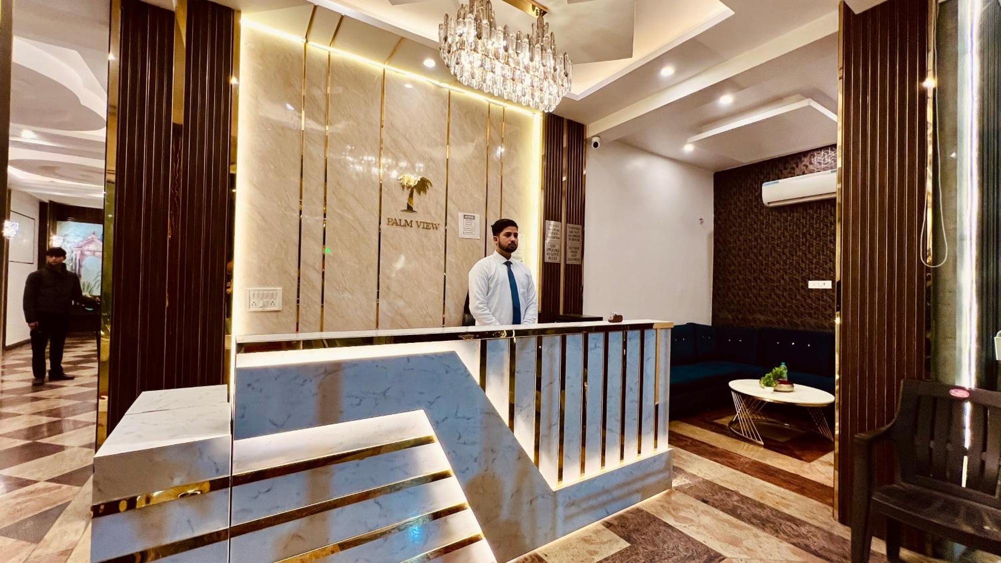 Bed & Breakfast Palm View By Jmd Group New Delhi