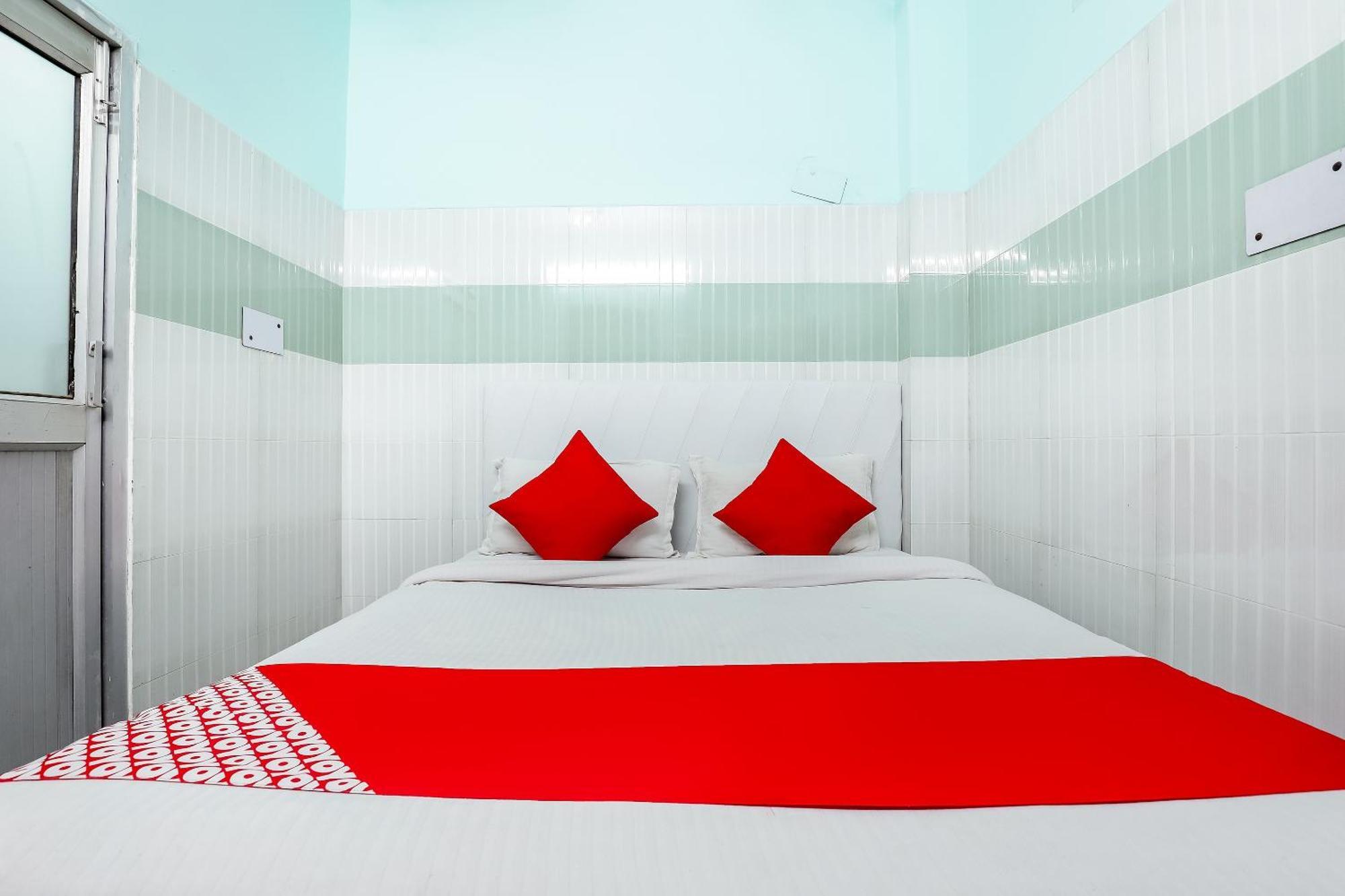 Hotel Oyo 69486 Royal Palace