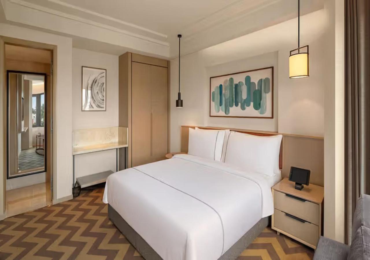 Pacafic Near Igi Airport 4* New Delhi
