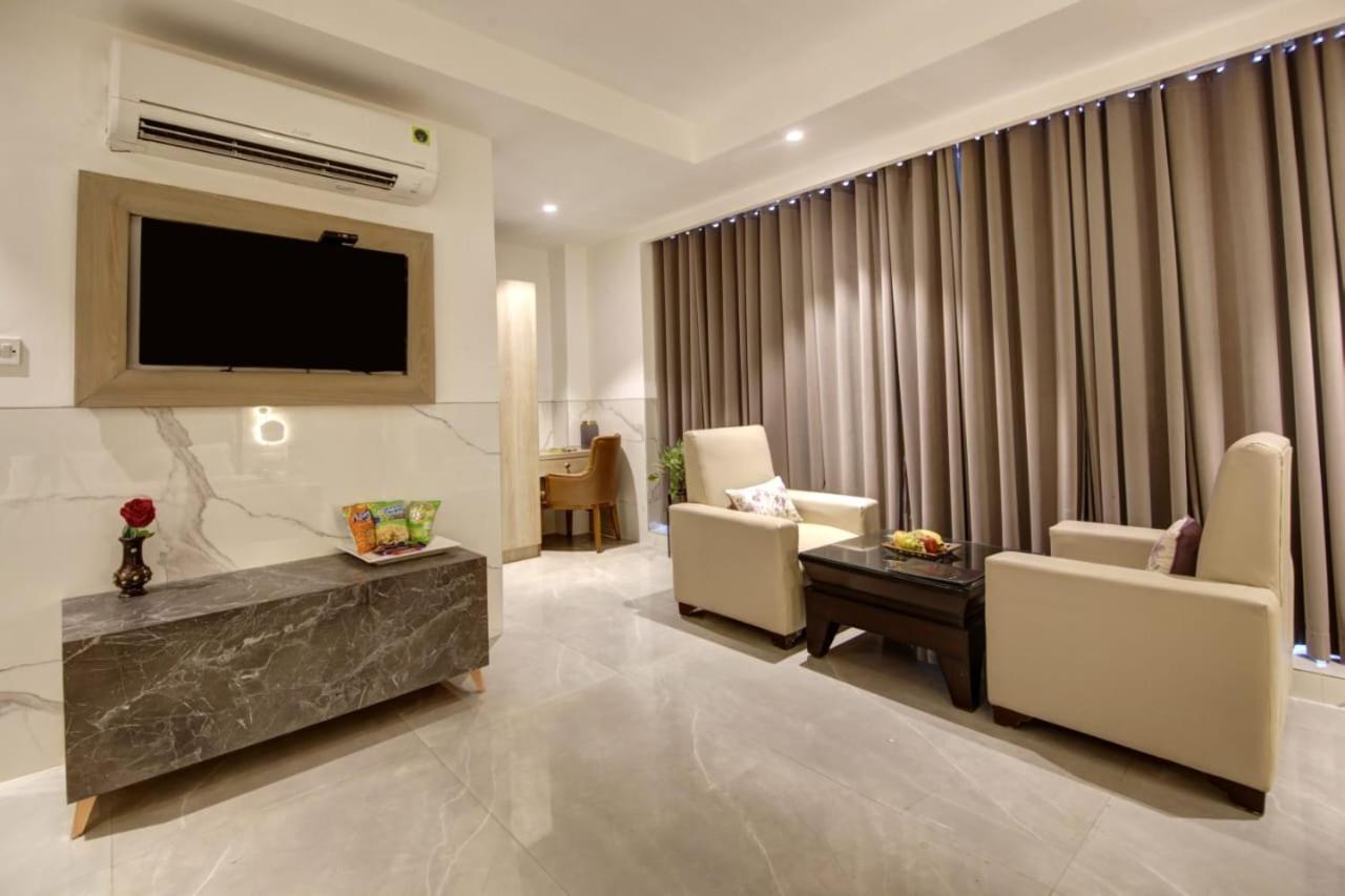 King Plaza New Delhi