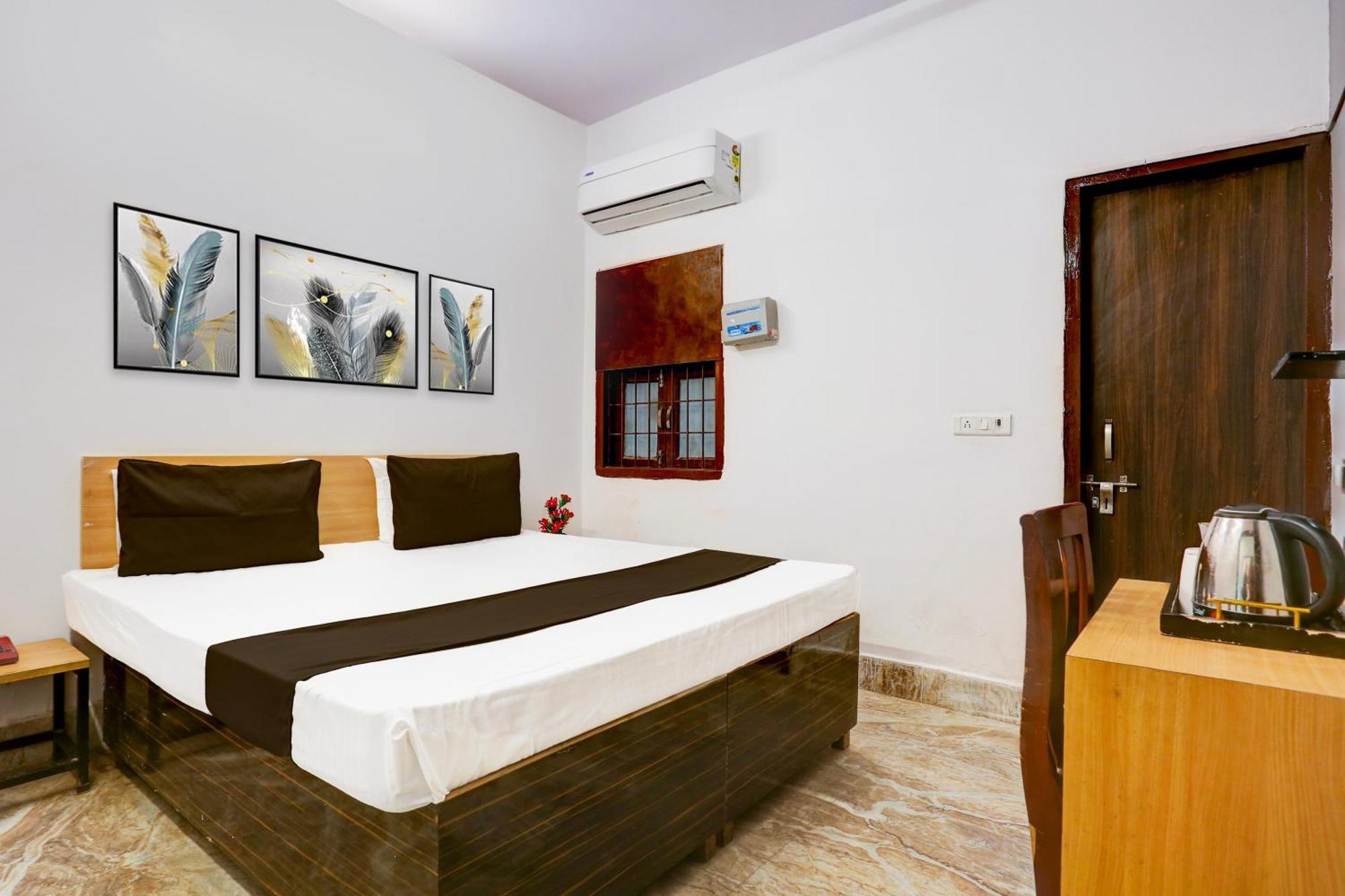 Oo Shyam Residency Near Samaypur Badli Metro 4* Delhi (National Capital Territory of India)