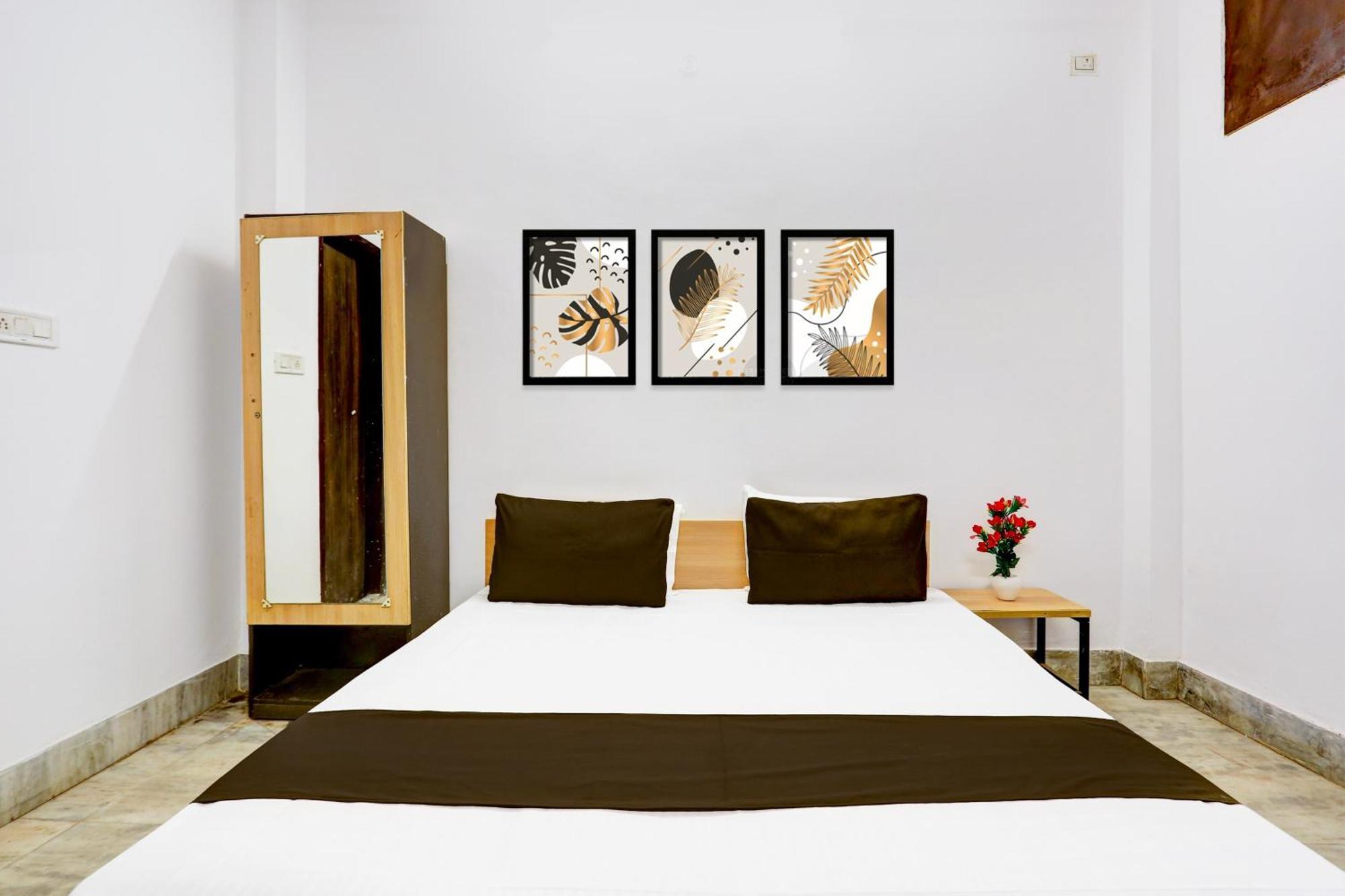 Oo Shyam Residency Near Samaypur Badli Metro