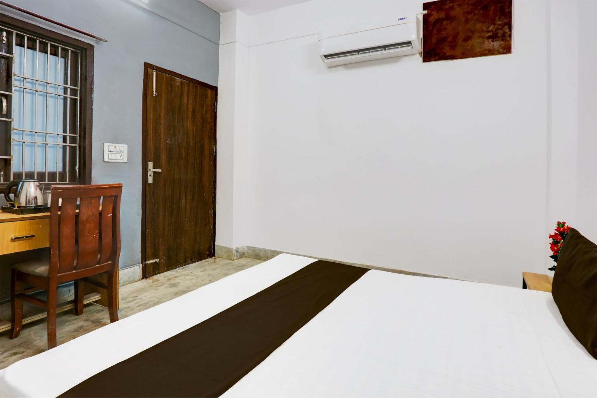 Hotel Oo Shyam Residency Near Samaypur Badli Metro