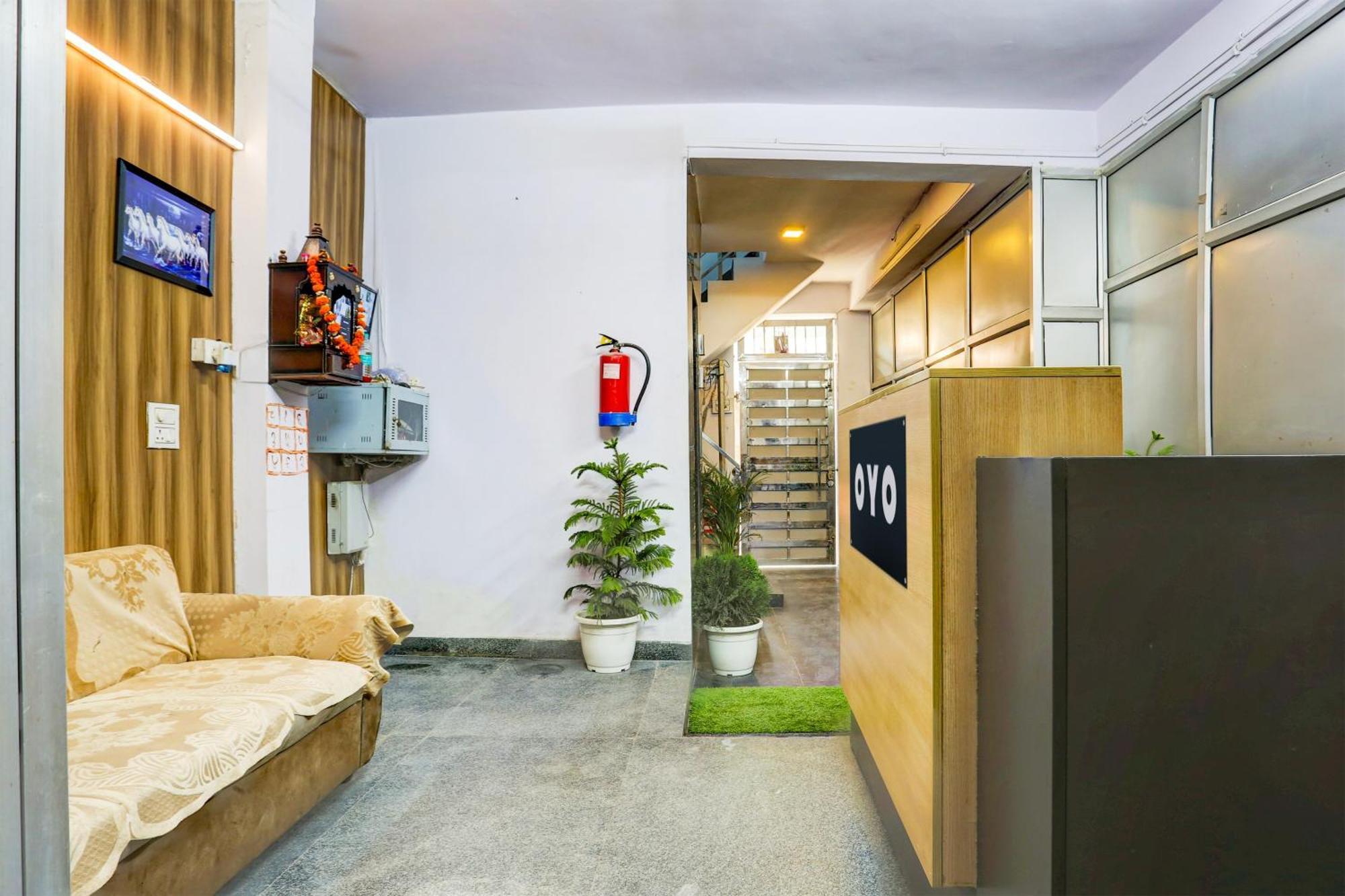 Hotel Oo Shyam Residency Near Samaypur Badli Metro Delhi (National Capital Territory of India)