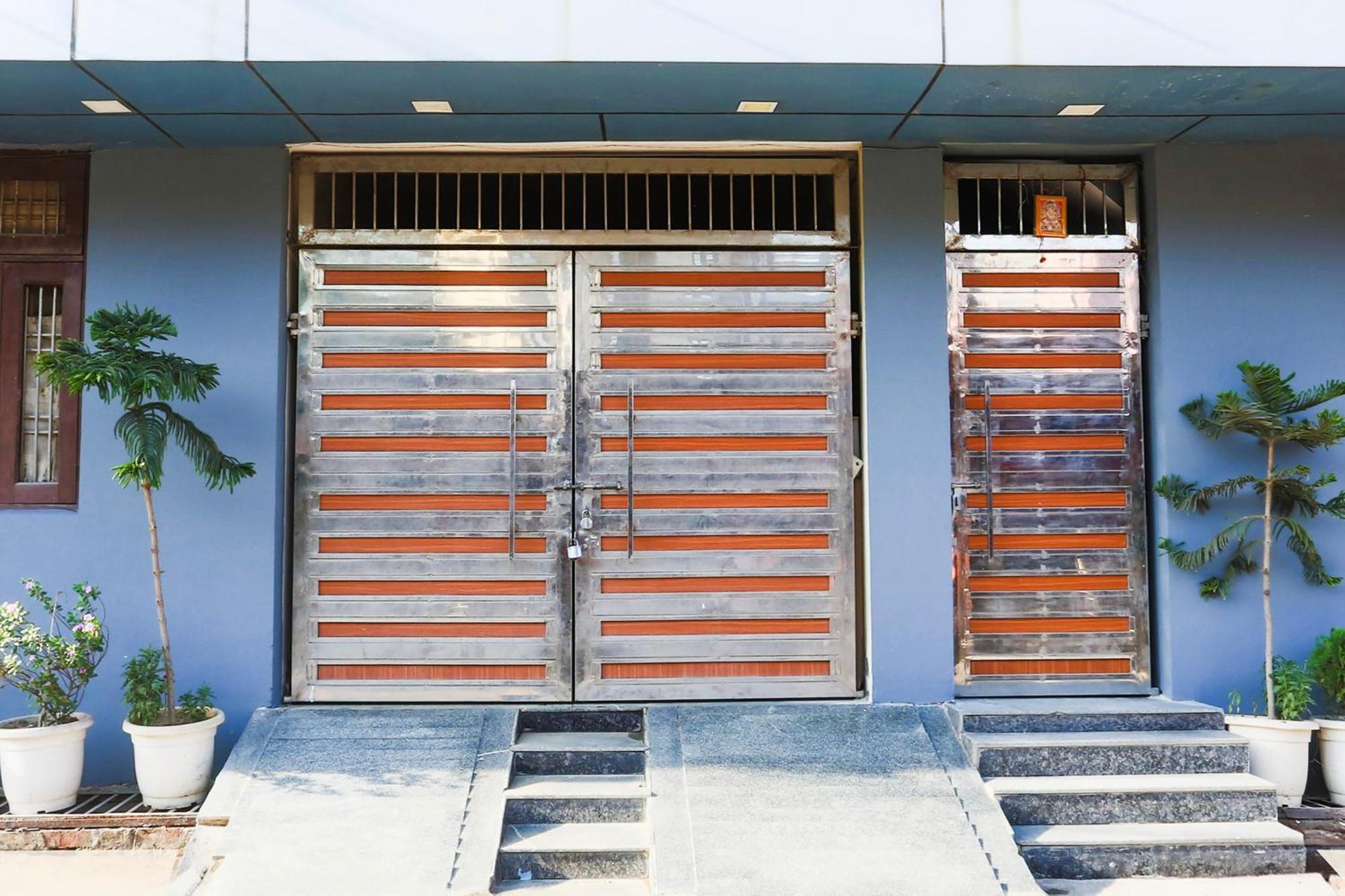 Oo Shyam Residency Near Samaypur Badli Metro 4* Delhi (National Capital Territory of India)