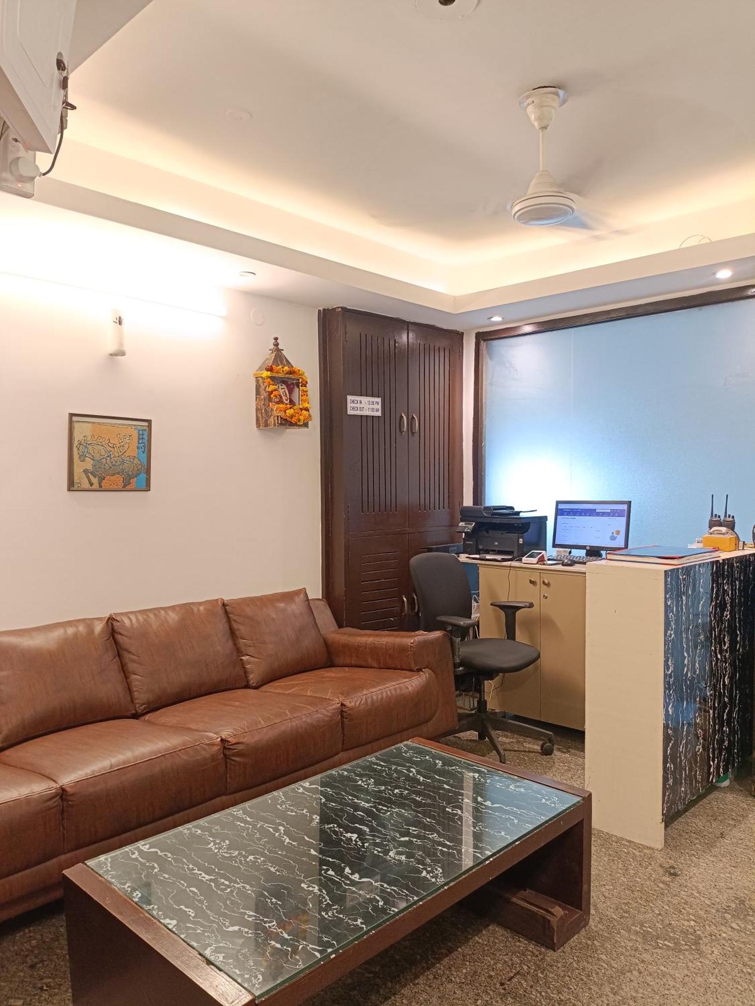 Hotel Blueberry New Delhi