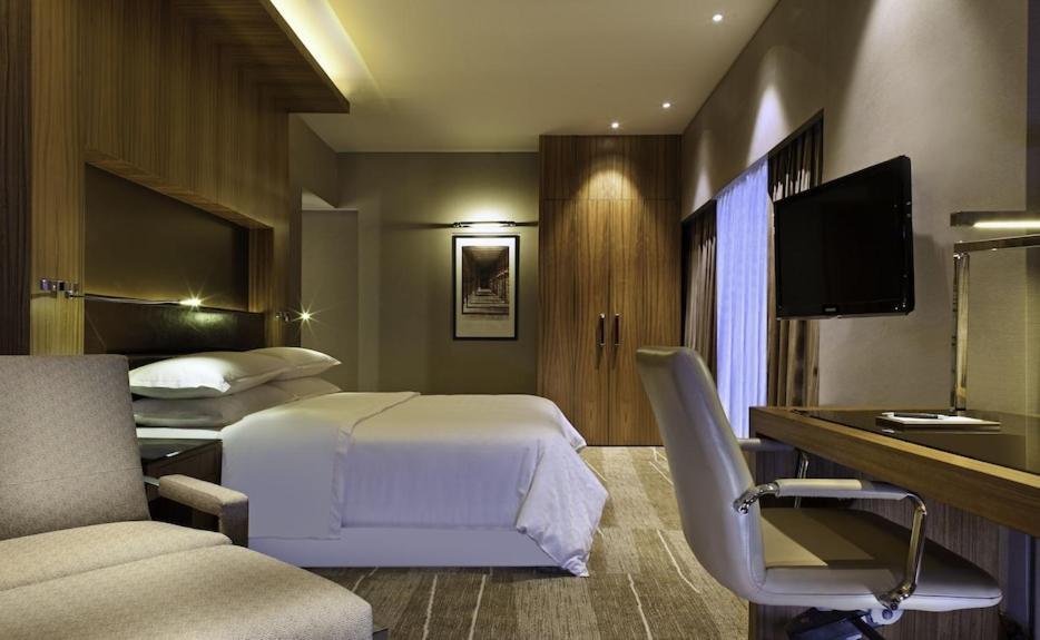 Hotel Gross Luxury Near Delji Airport