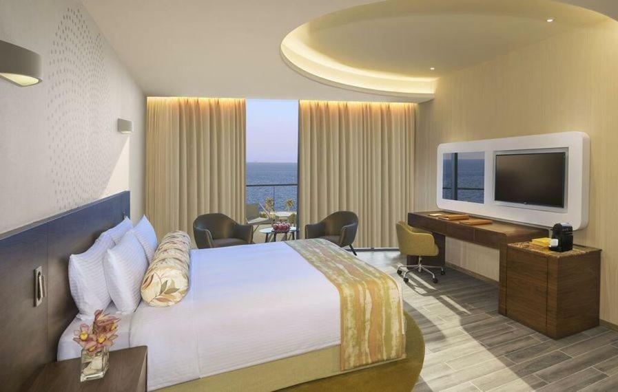 Hotel Gross Luxury Near Delji Airport 3*