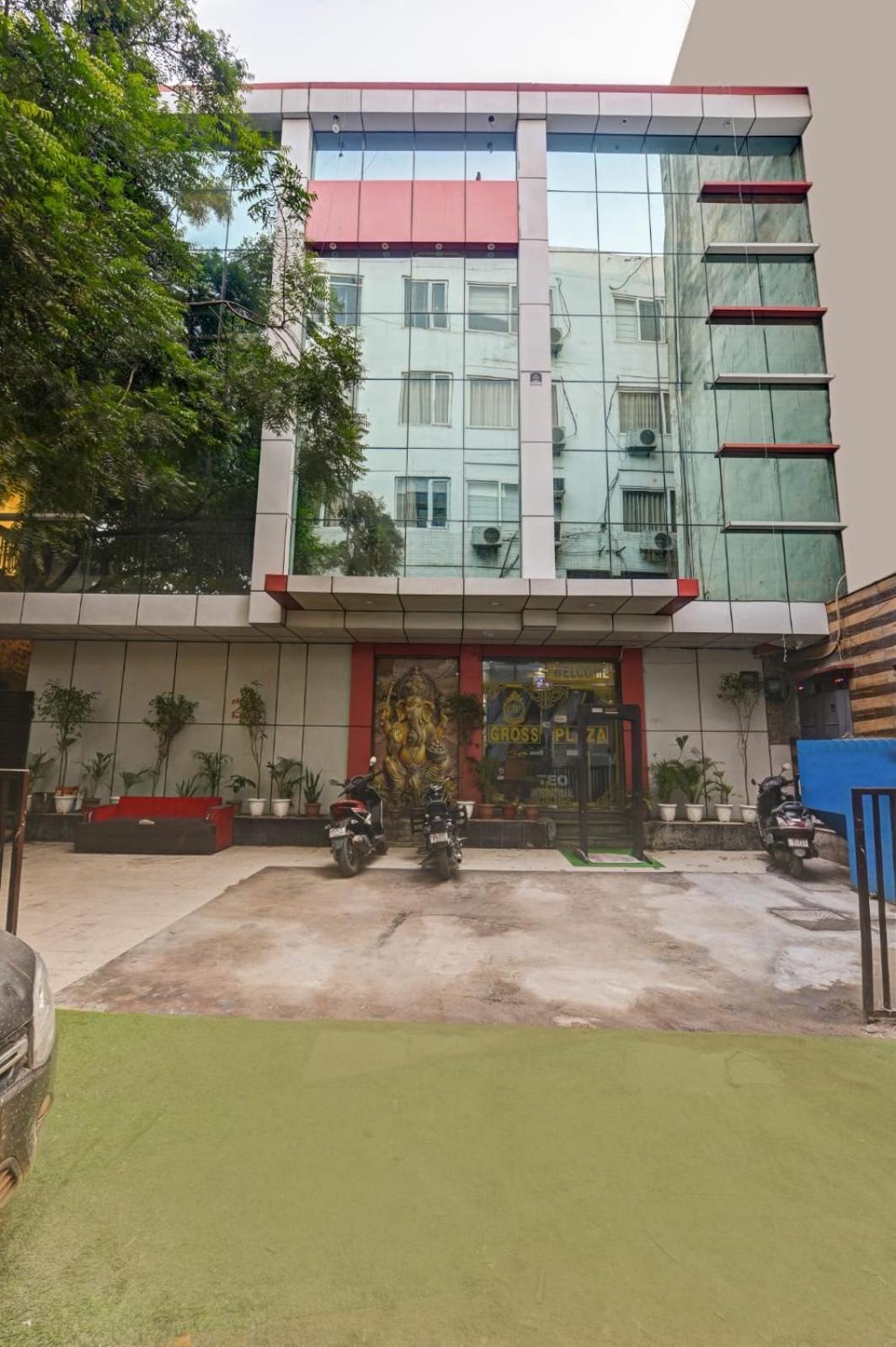 Opal Plaza Near Delhi Airport By- Gross Group 4* New Delhi